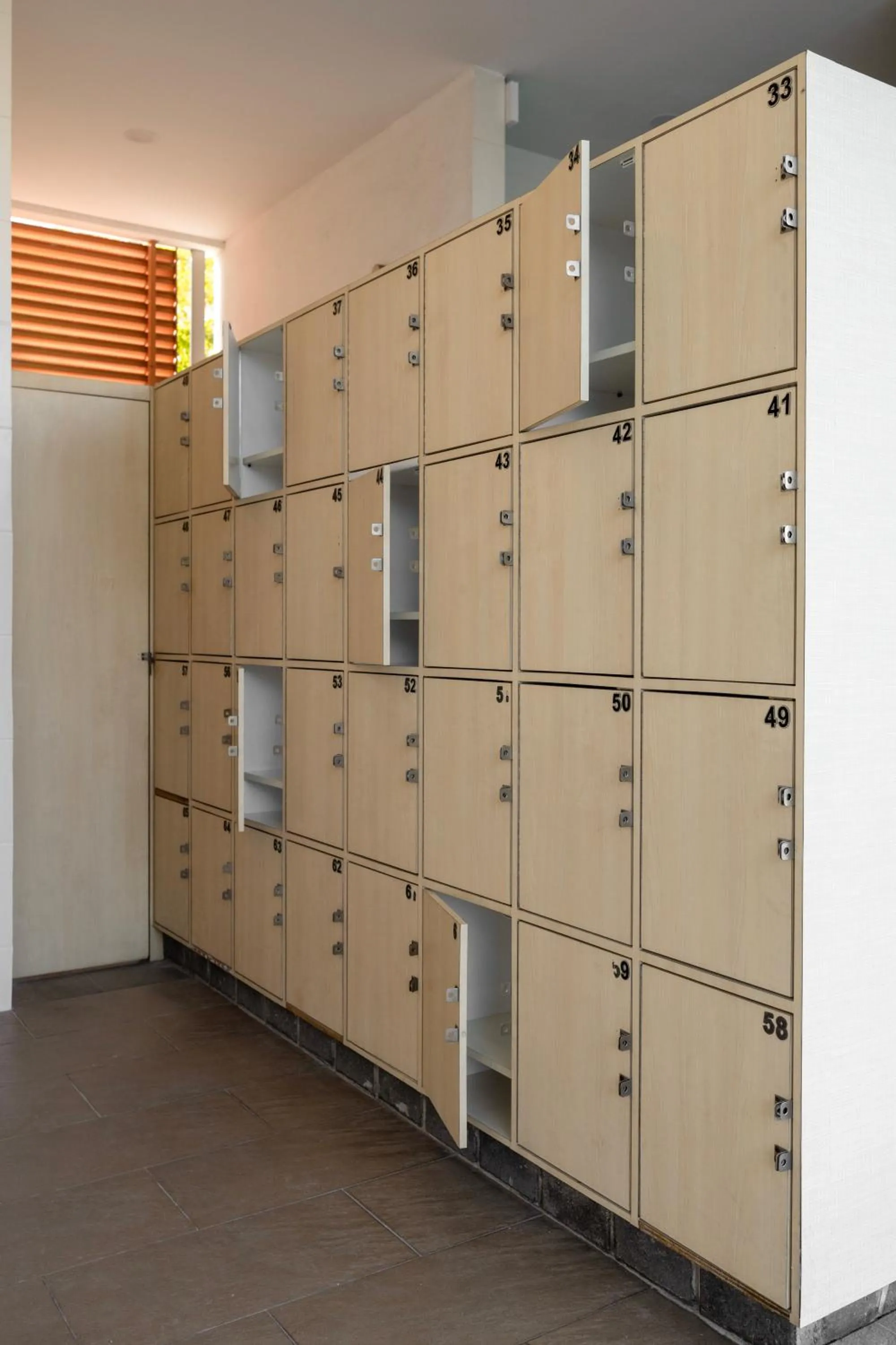 locker in La Vie Hotel Juru