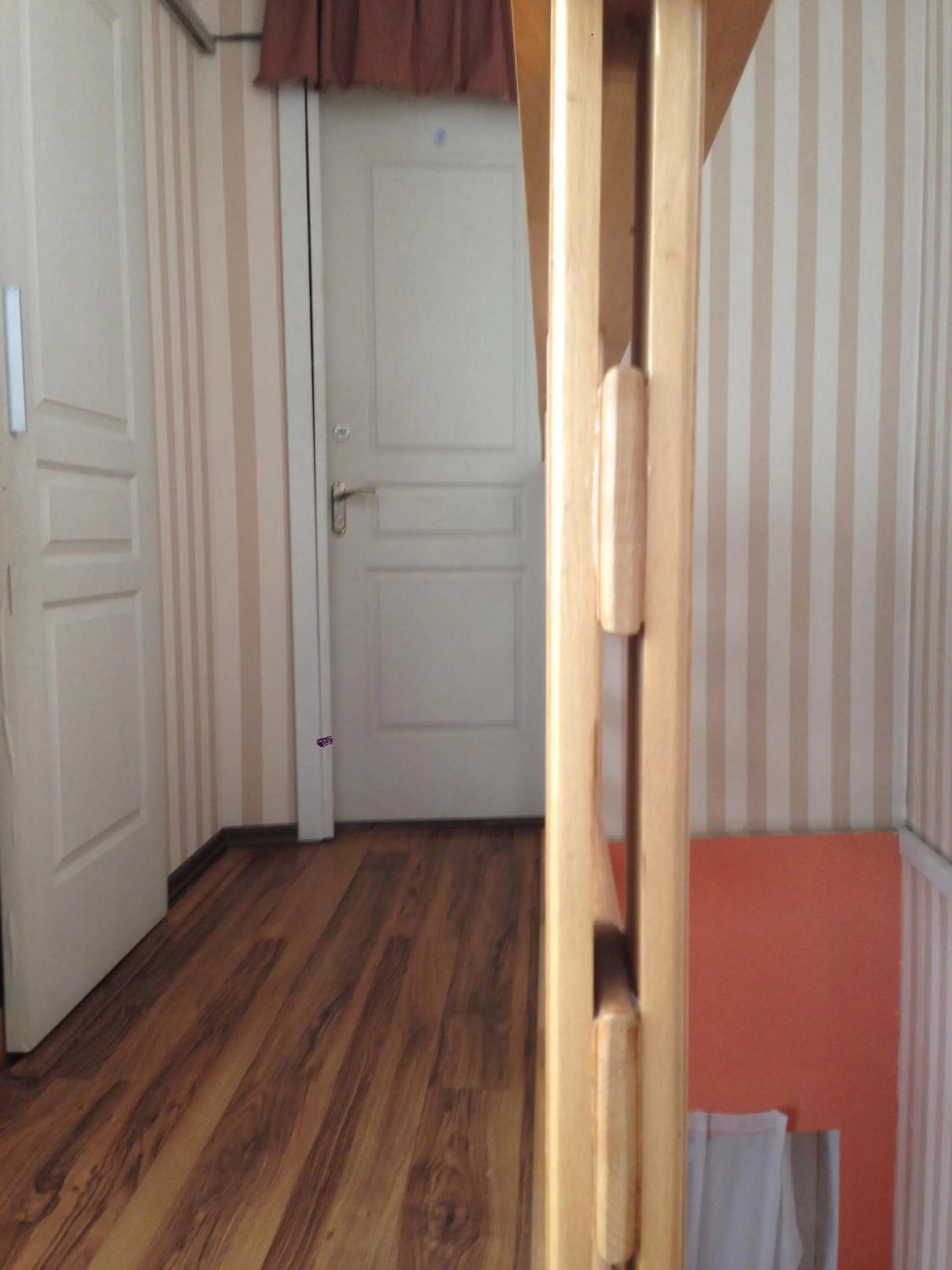 Communal lounge/ TV room in Your House In Tbilisi