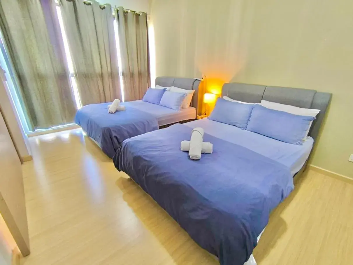 Bedroom, Bed in D' Sara Sentral Suites by Manhattan Group Bedroom, Bed in D' Sara Sentral Suites by Manhattan Group