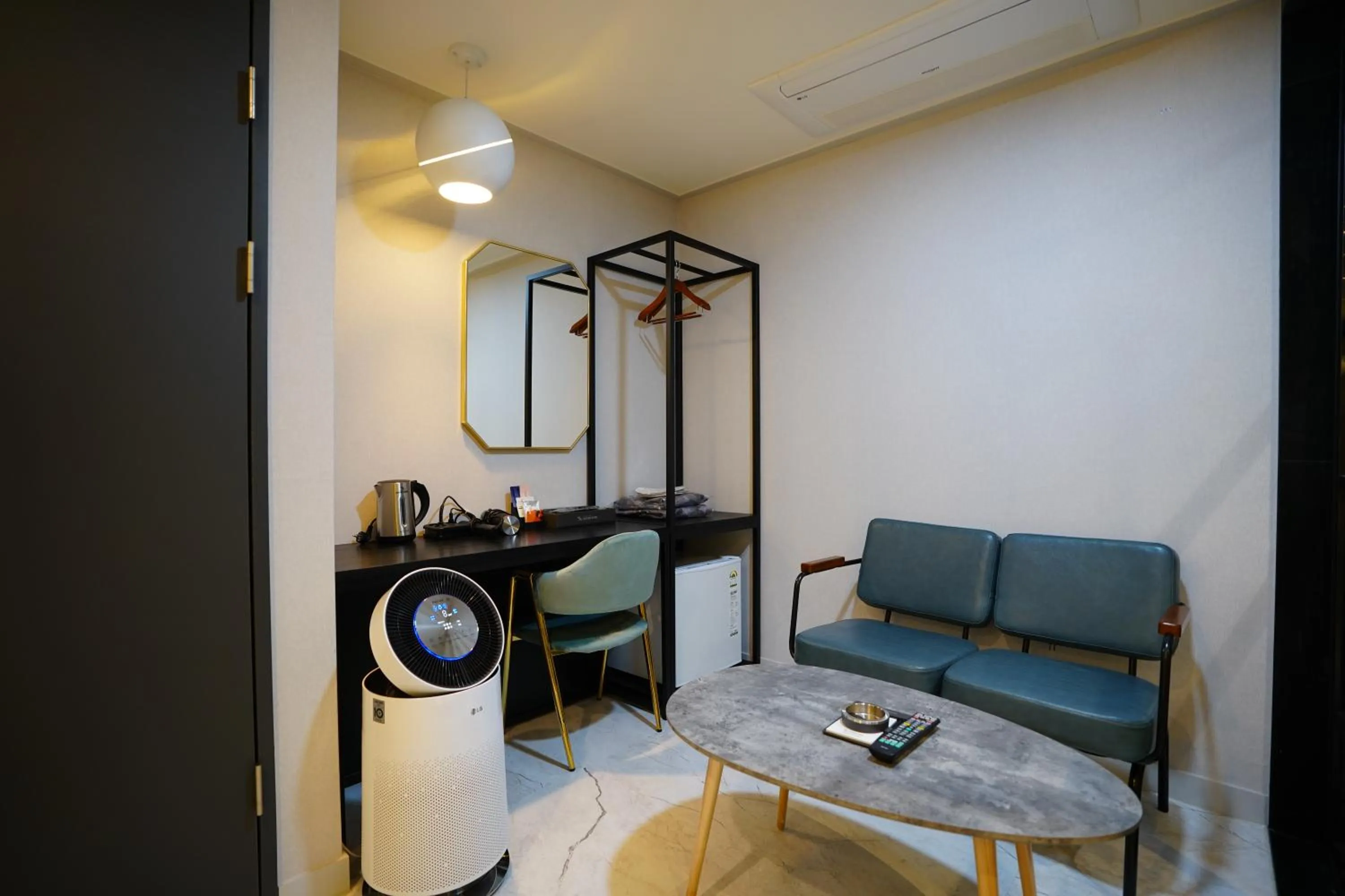 Coffee/tea facilities in Dongdaemun Saturn Hotel