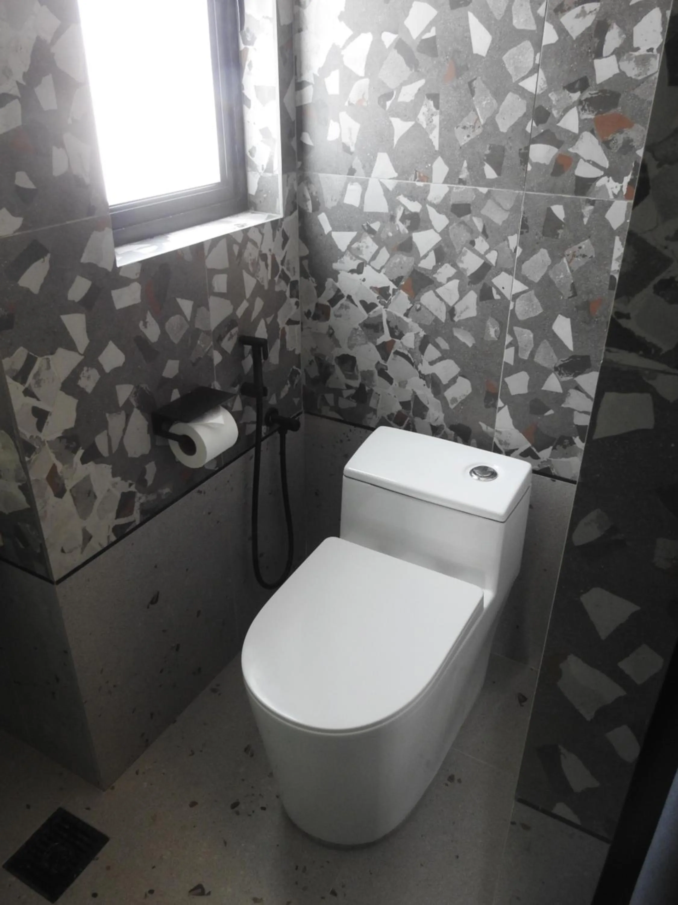 Toilet in B Hotel Kuala Lumpur