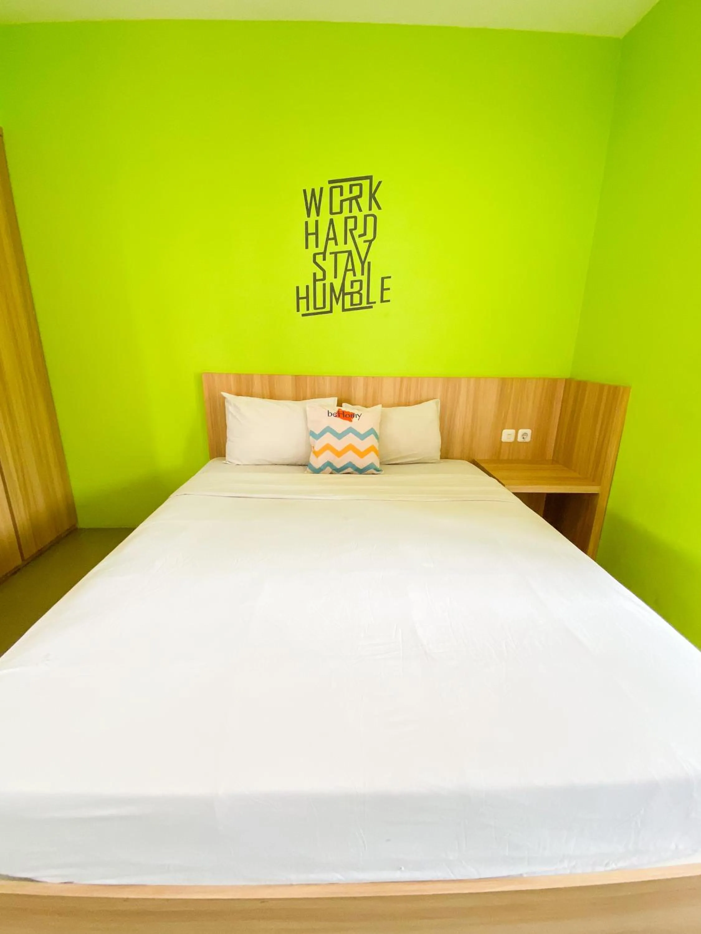 Bed in Behomy Maxley Lippo Karawaci