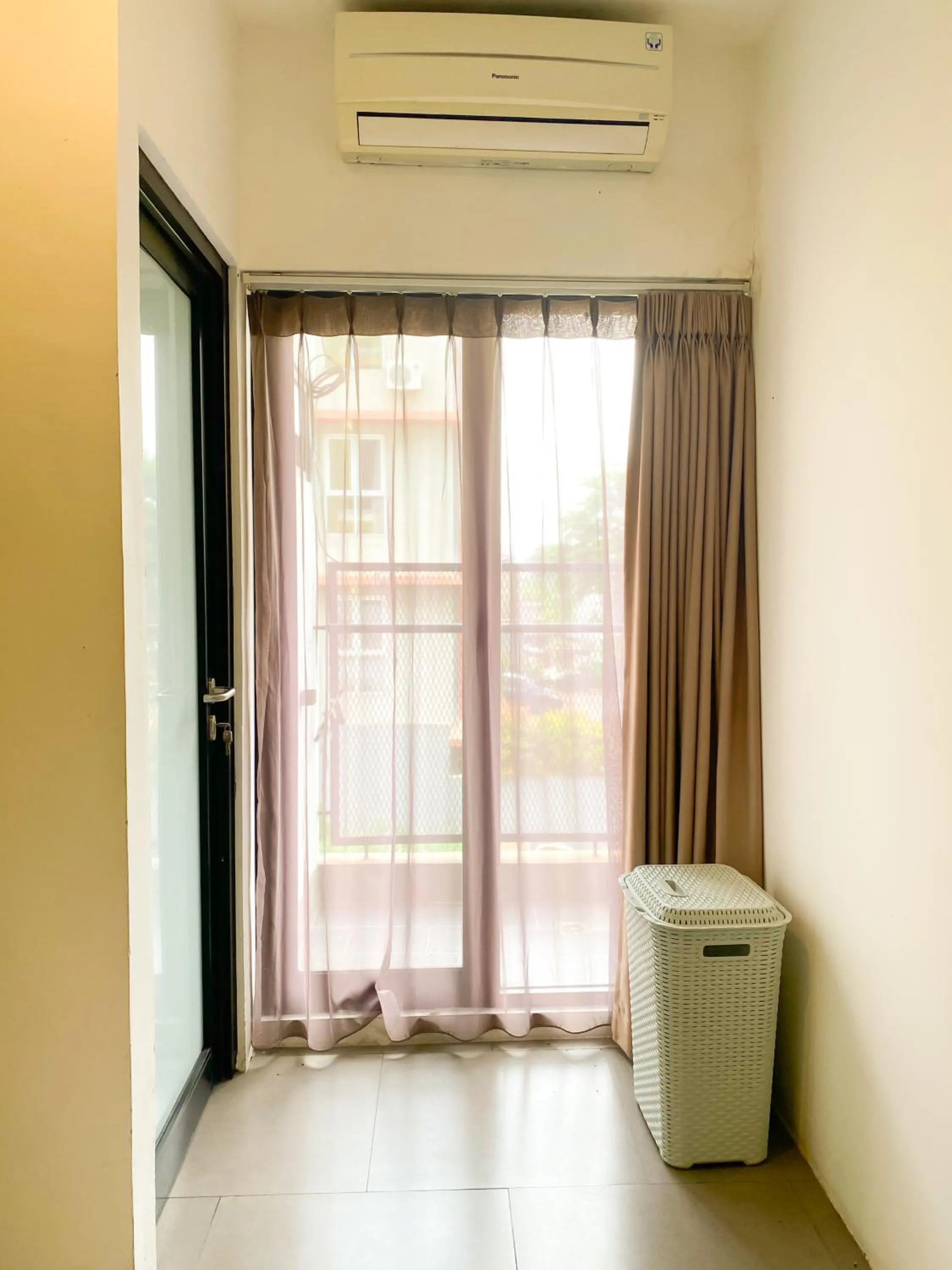 air conditioner in Behomy Maxley Lippo Karawaci