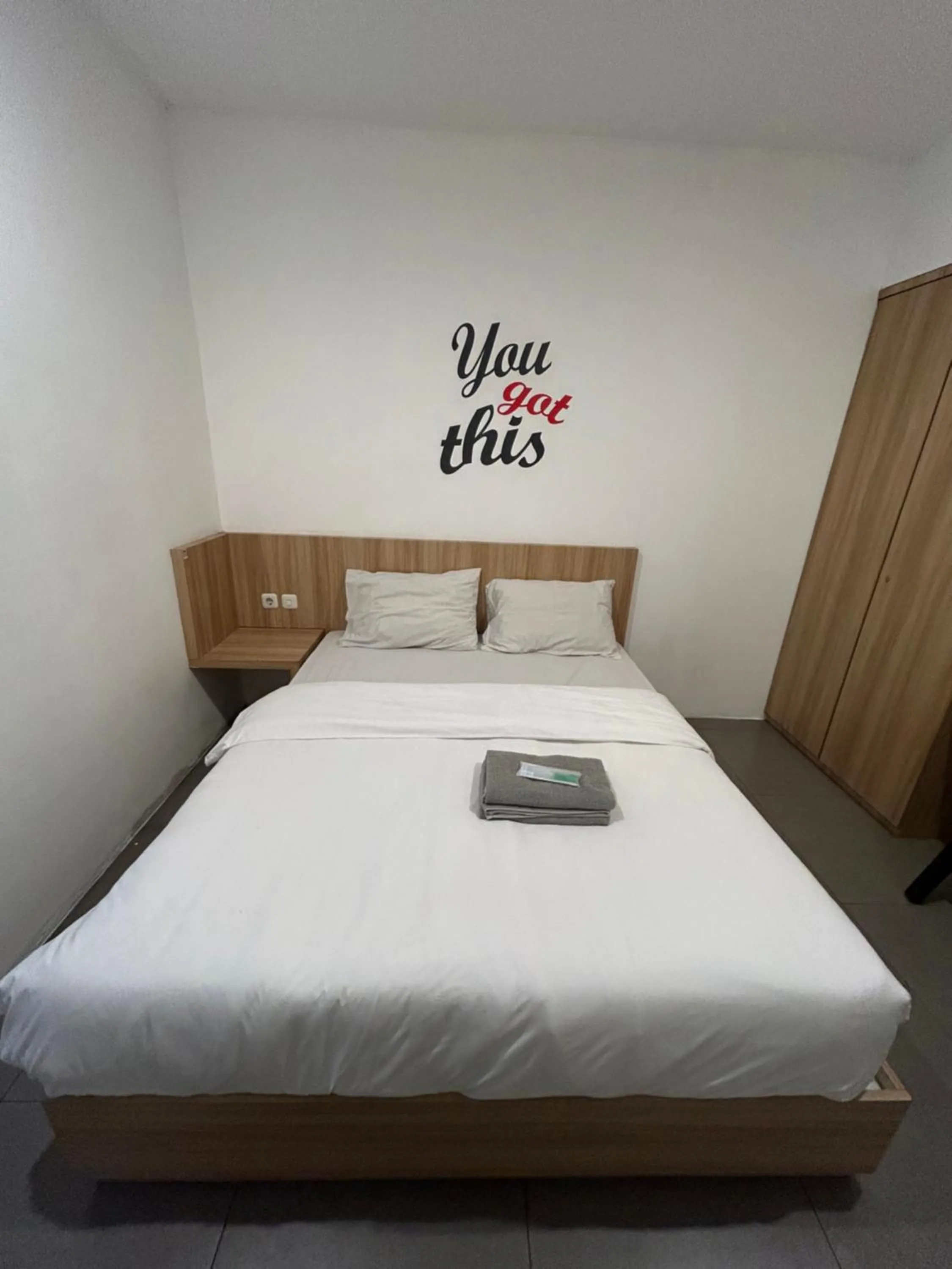 Bed in Behomy Maxley Lippo Karawaci