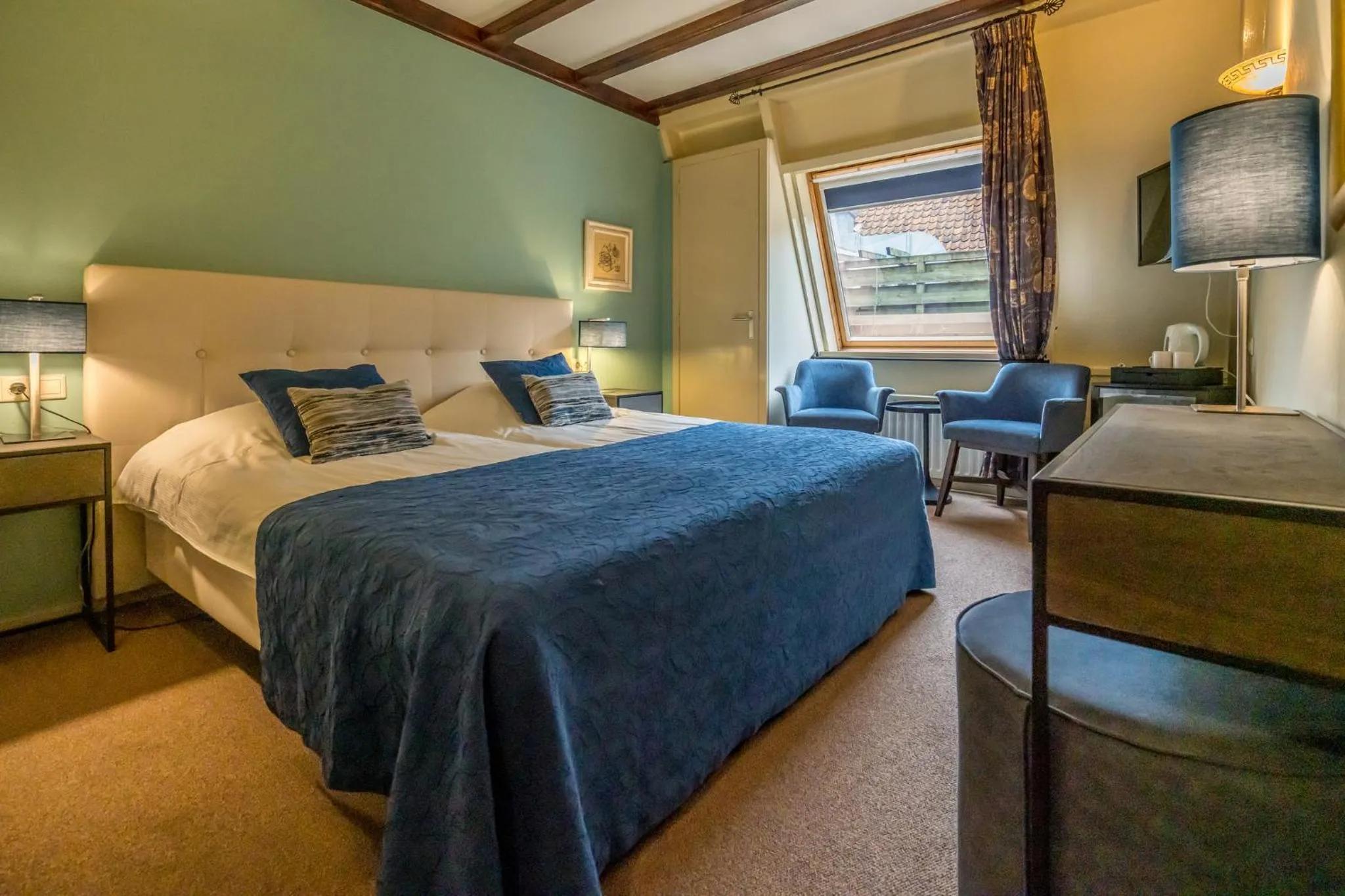 Bed in Hostellerie Schuddebeurs