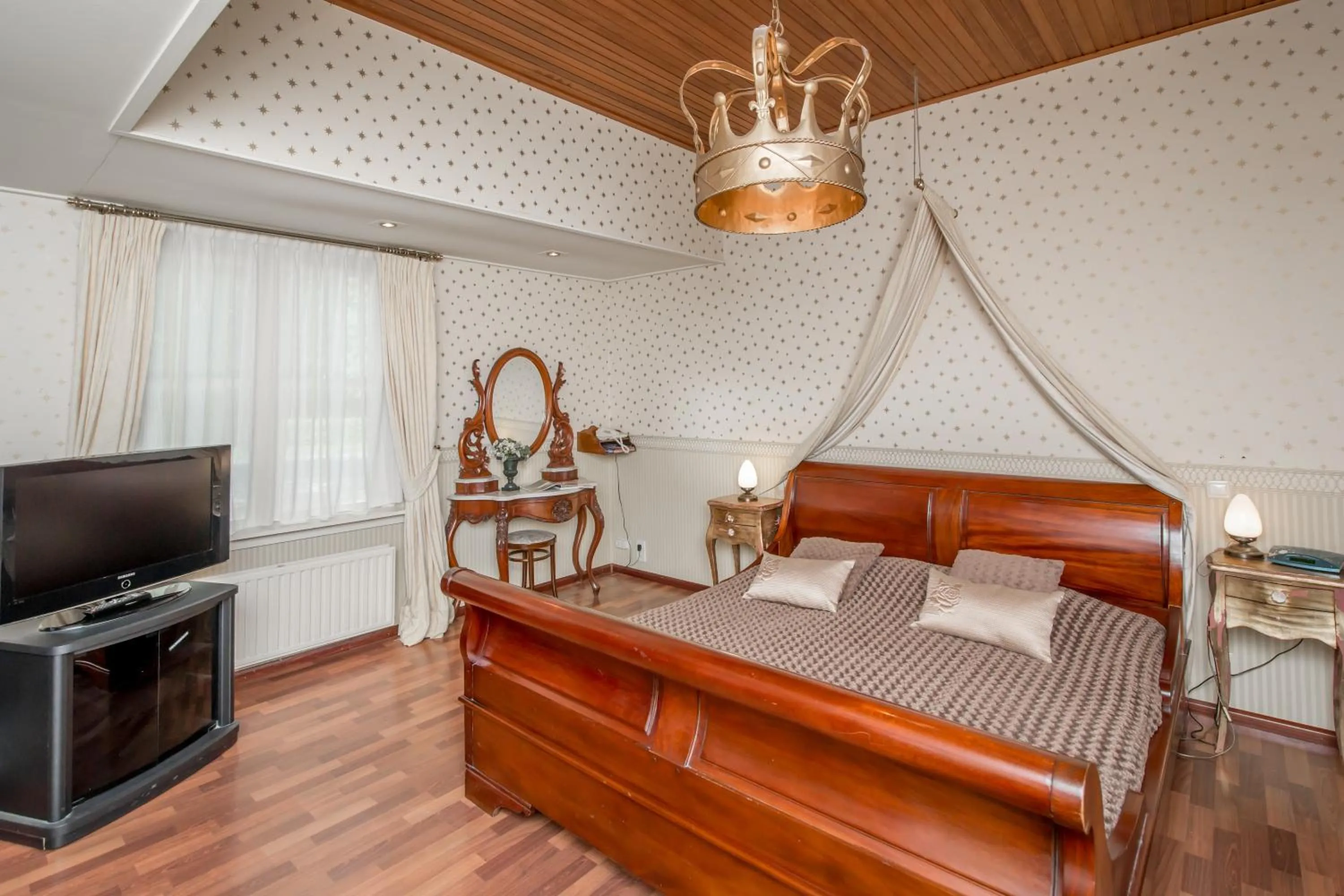 Bed in Hostellerie Schuddebeurs