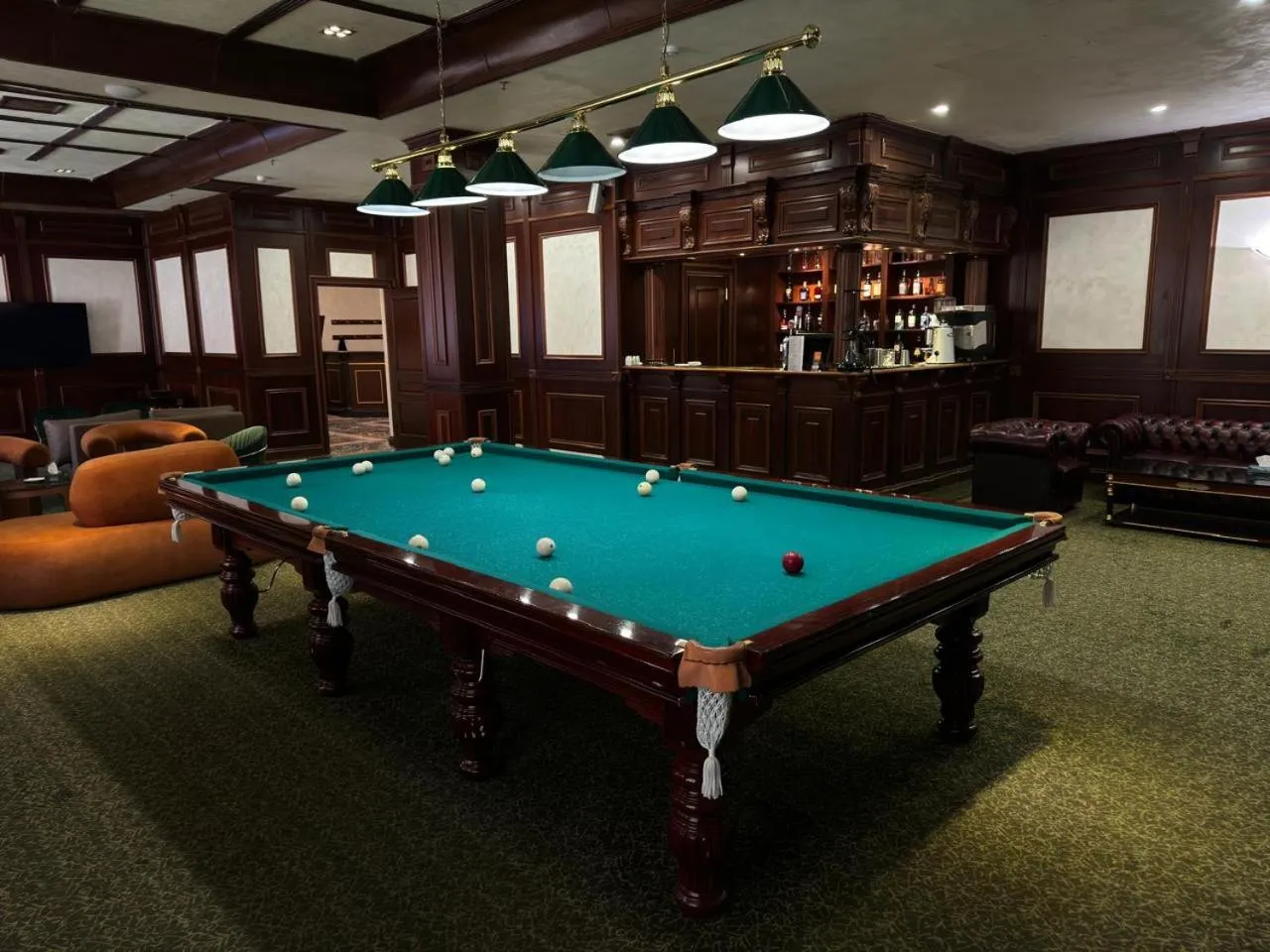 Billiard in Eighty Eight Deluxe Hotel & Spa