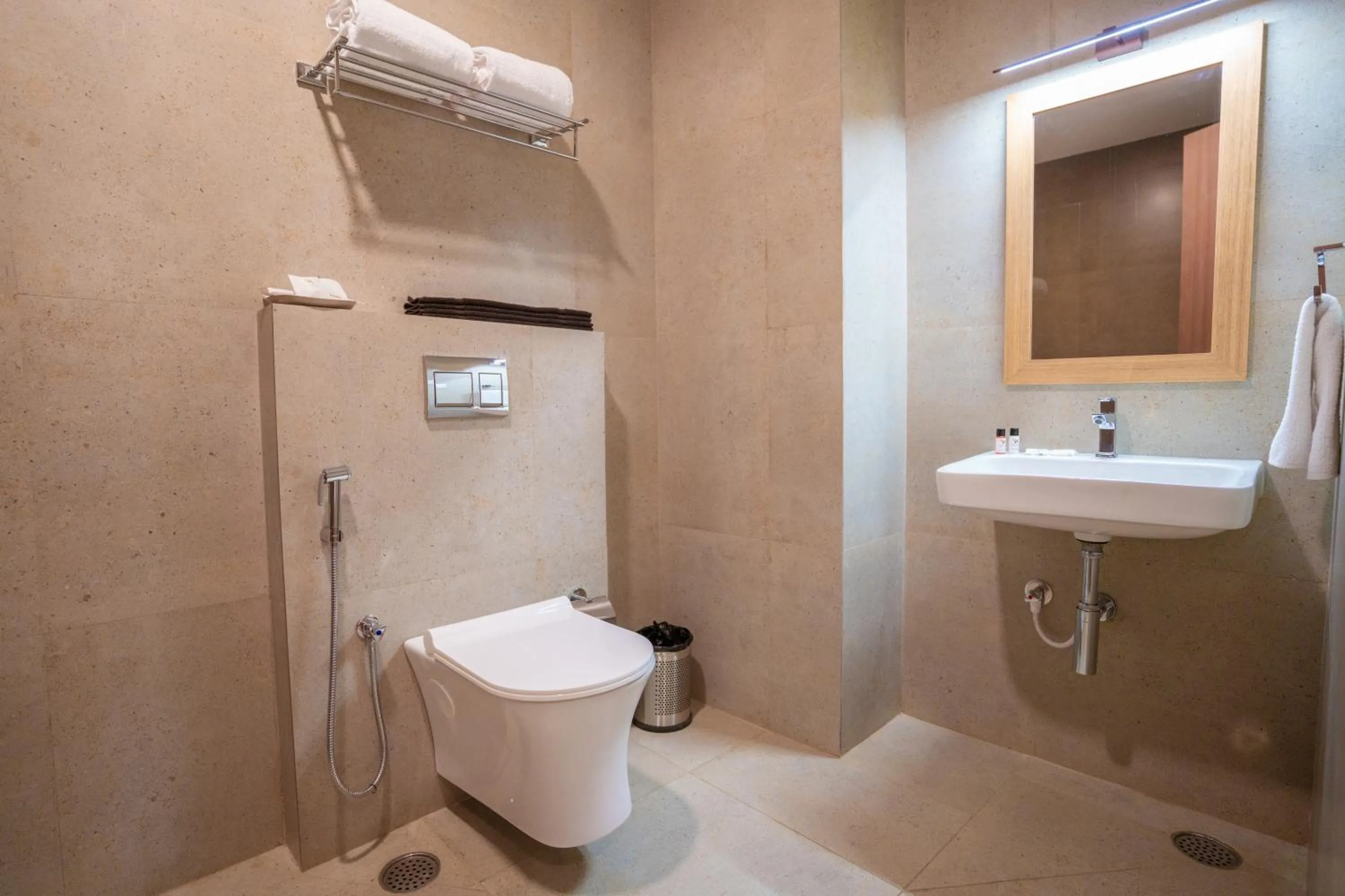 Toilet in HOTEL ACHYUT