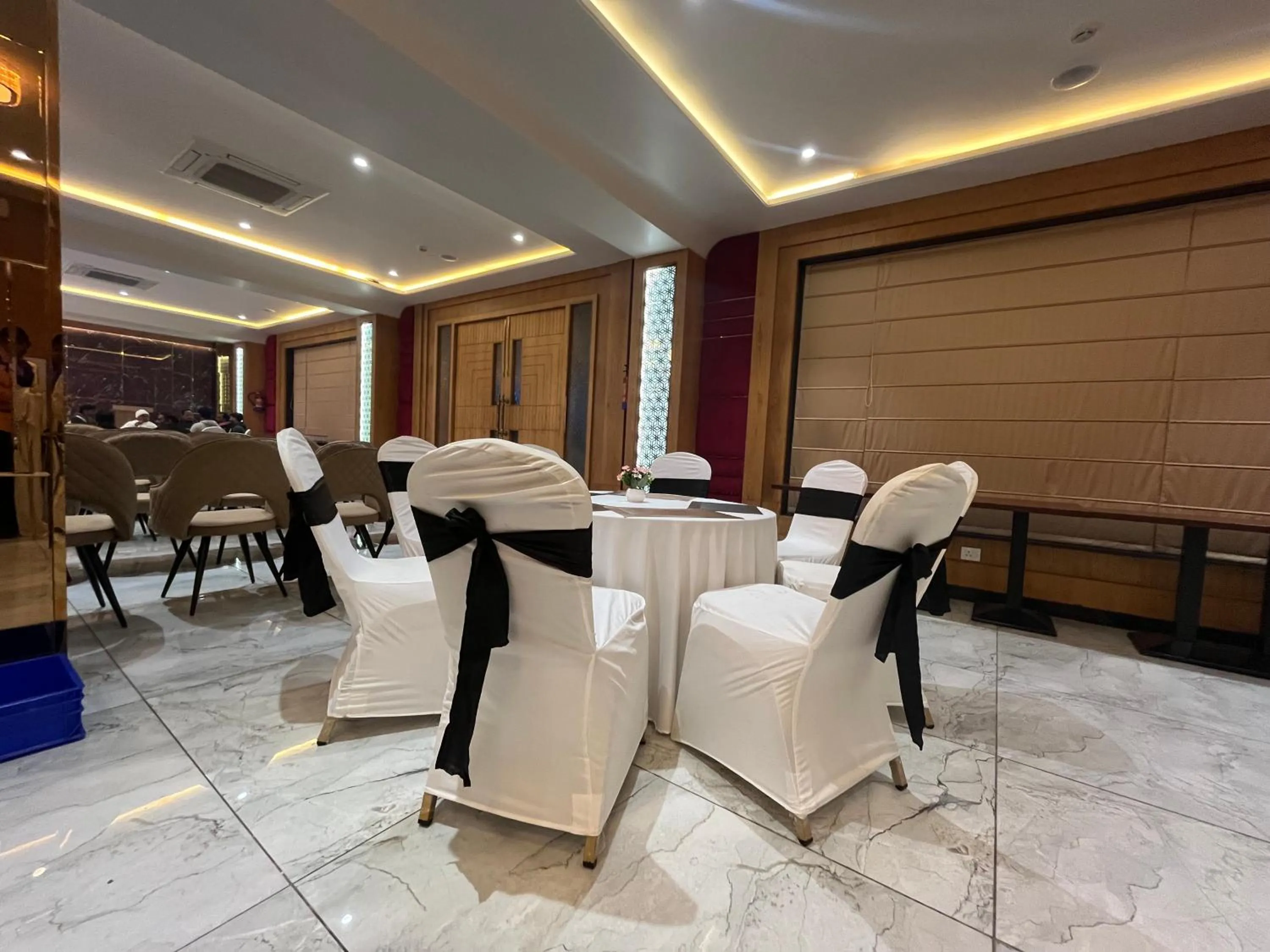 Banquet/Function facilities in Hotel Three Seasons