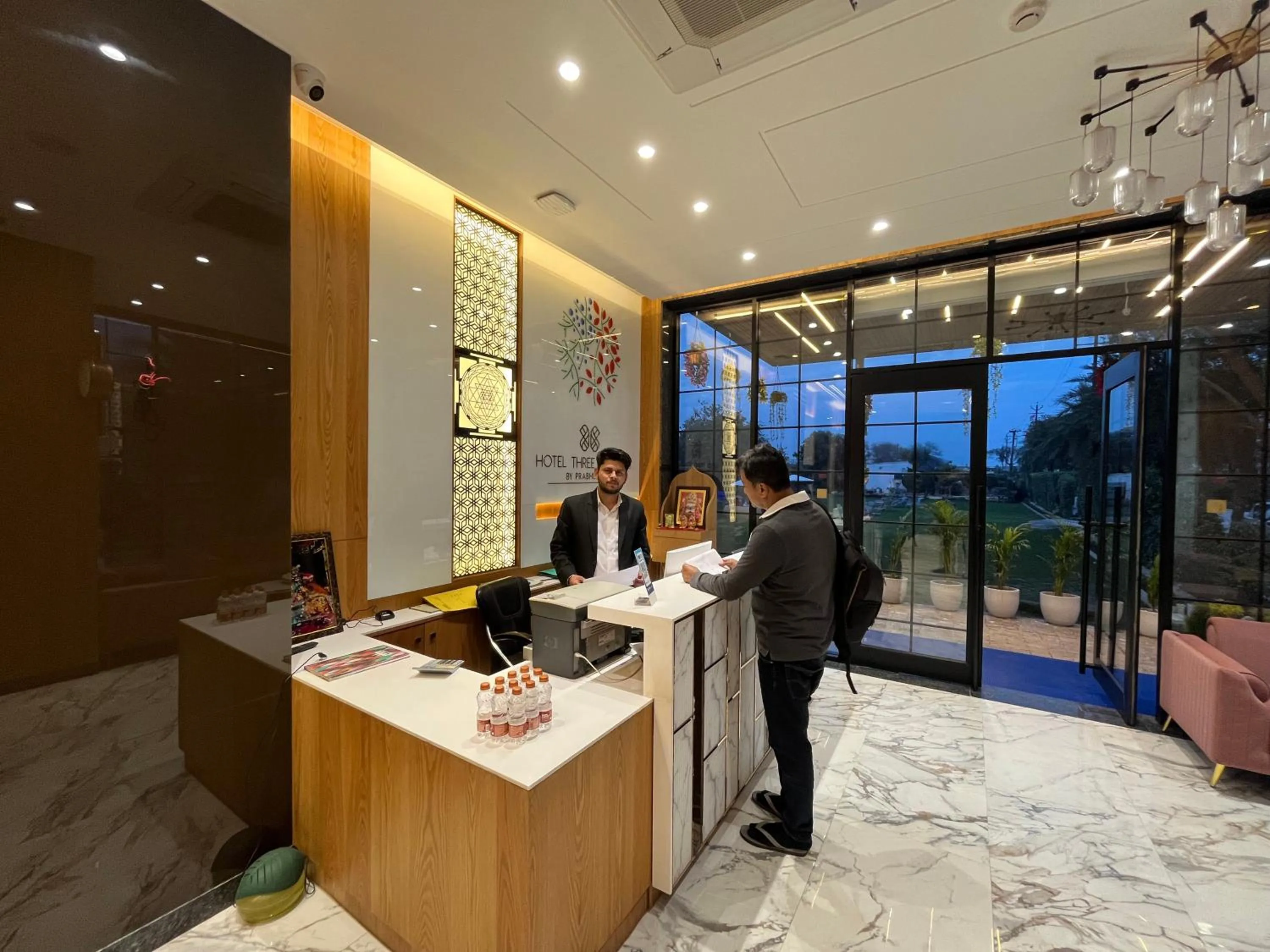 Lobby or reception in Hotel Three Seasons