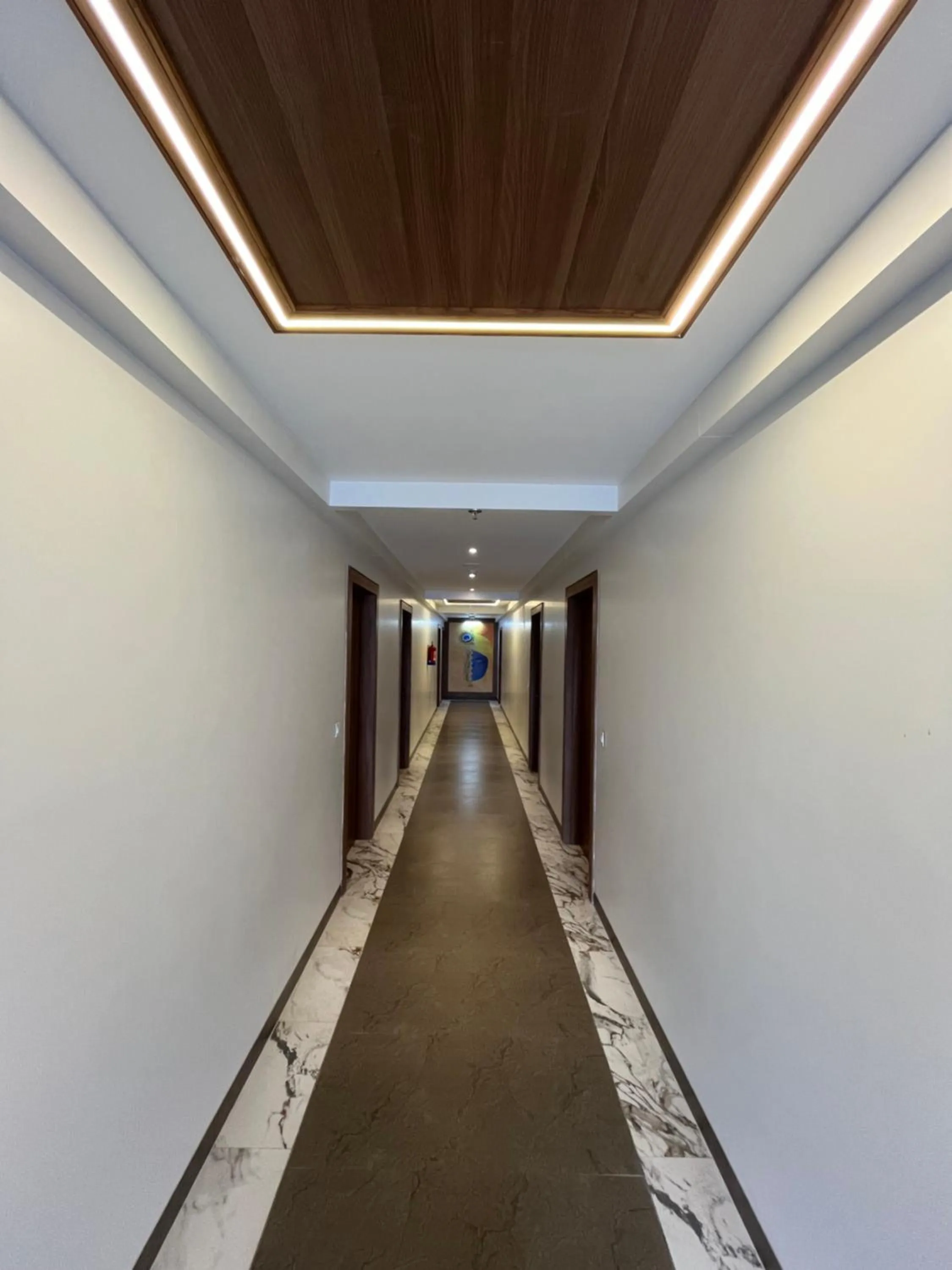 Lobby or reception in Hotel Three Seasons