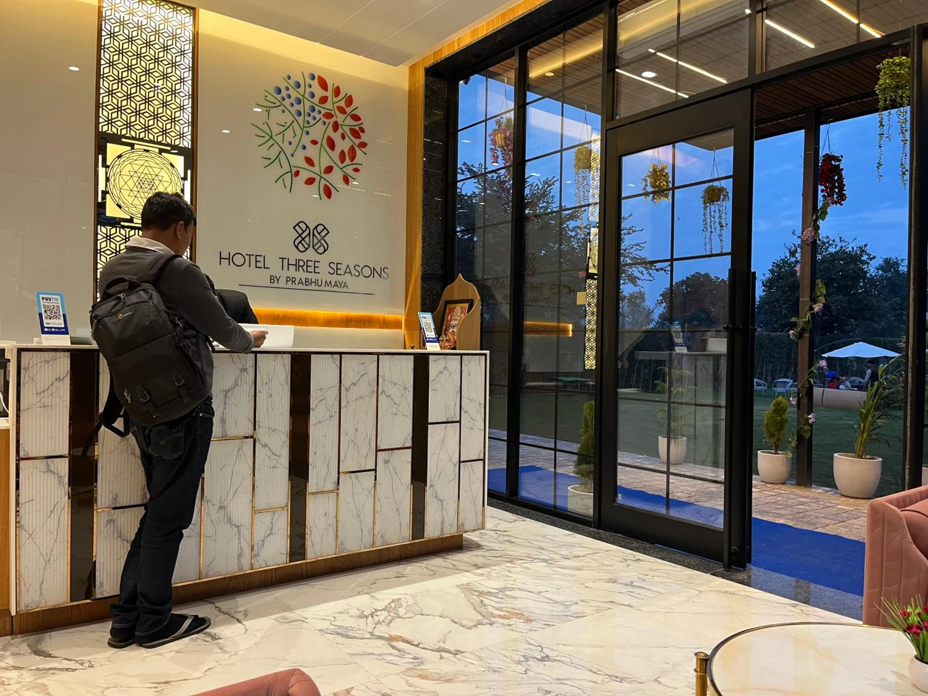 Property building in Hotel Three Seasons