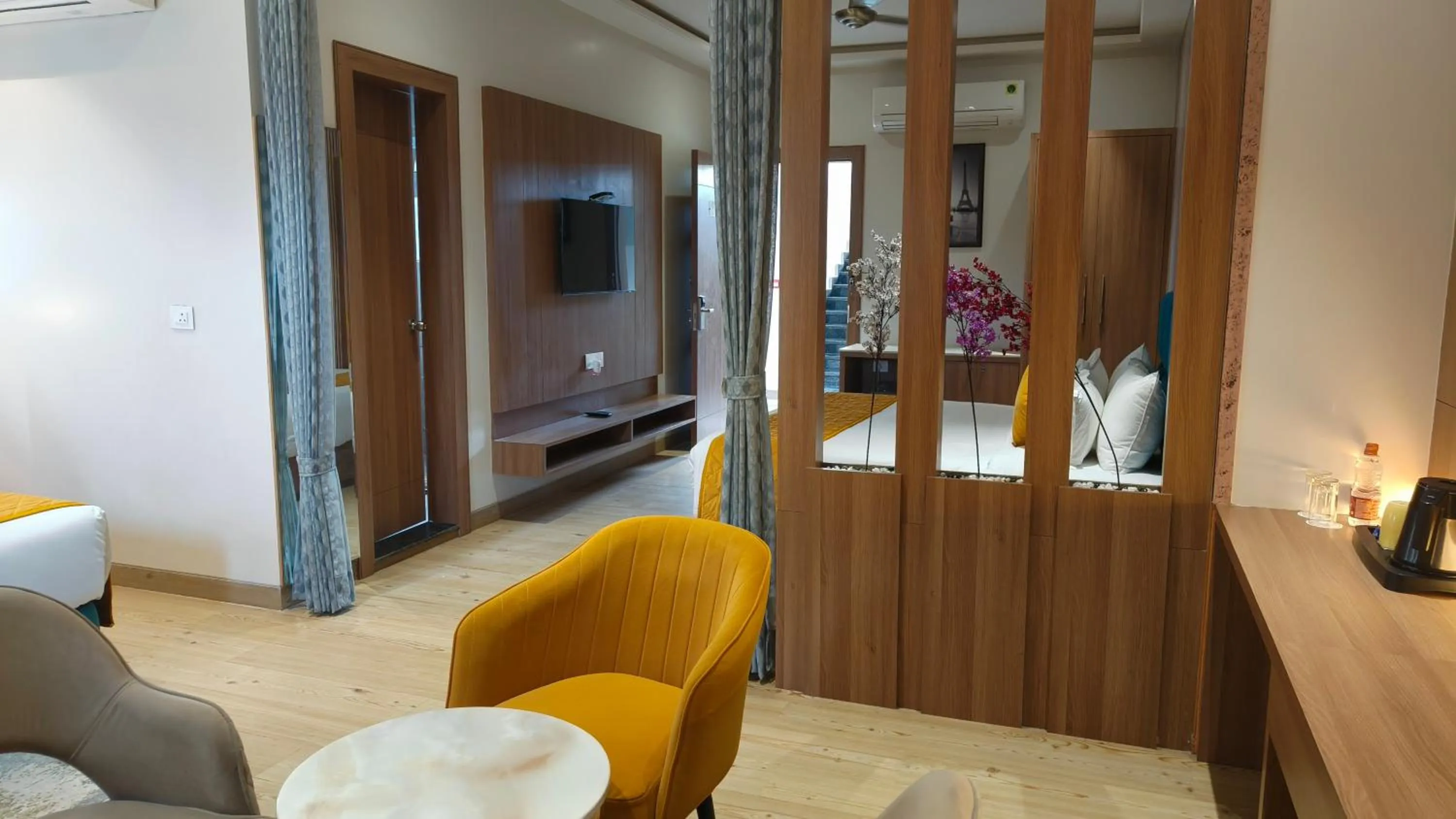 Living room in Hotel Three Seasons