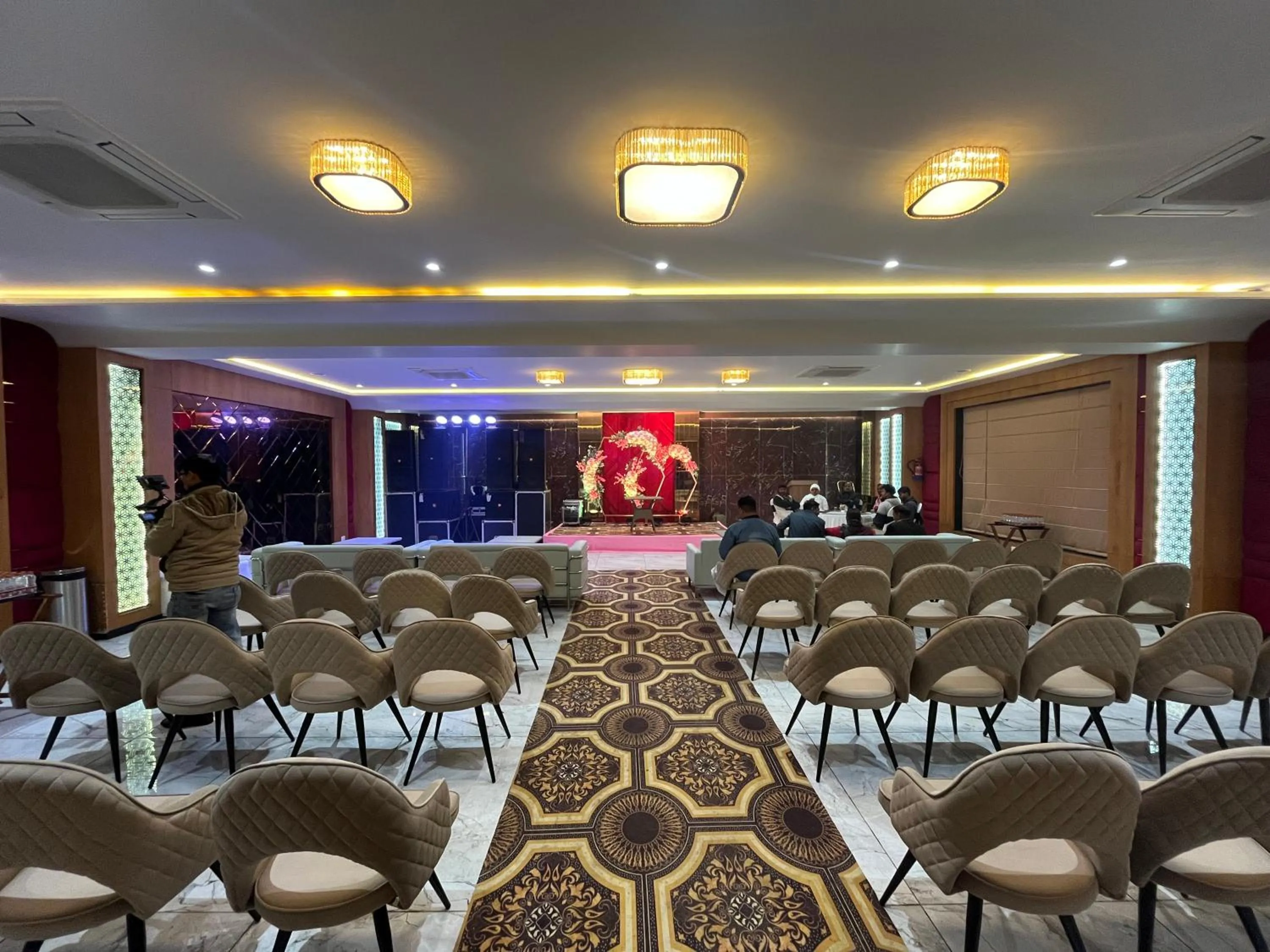 Banquet/Function facilities in Hotel Three Seasons
