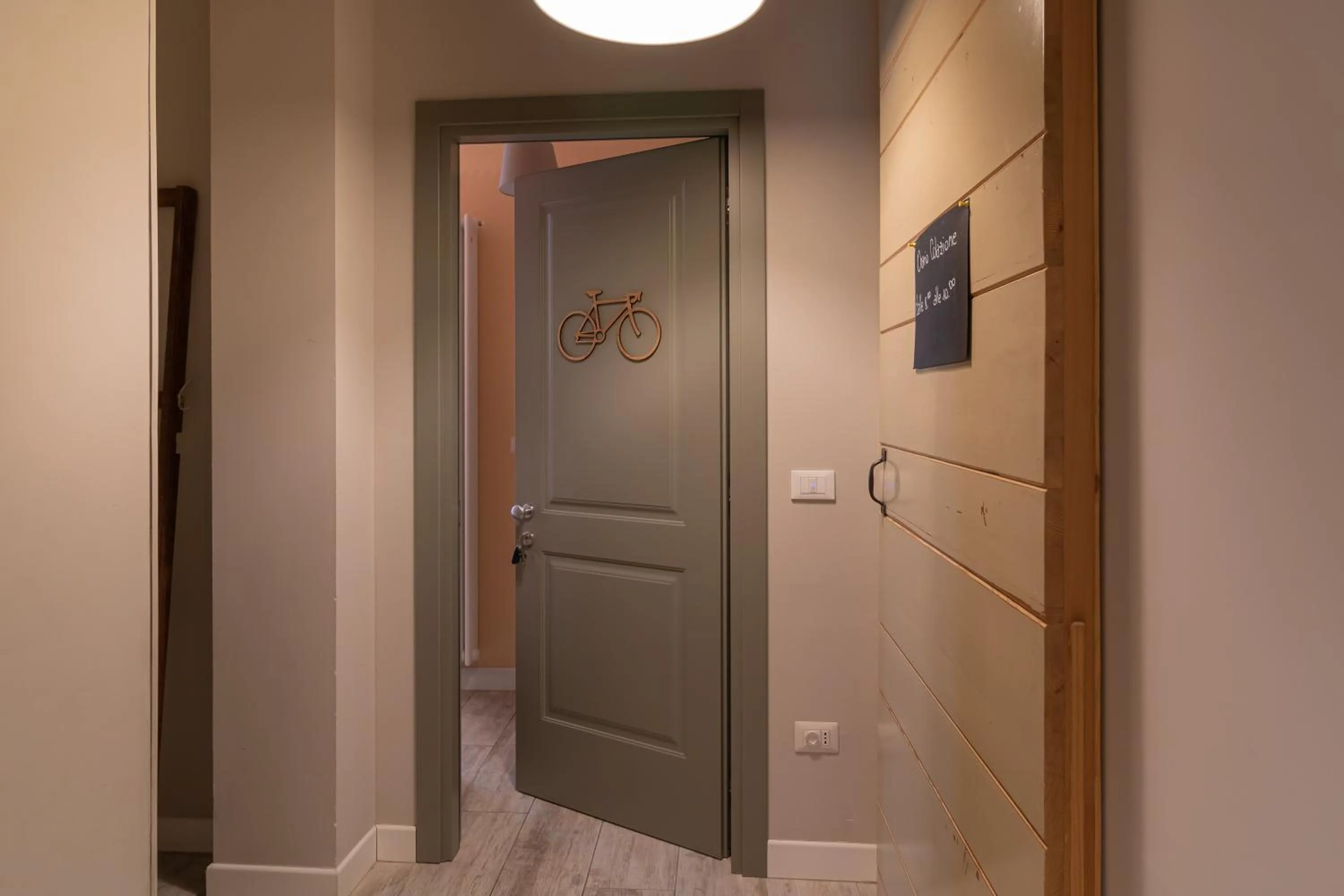 Bed and Breakfast Bric & Brac