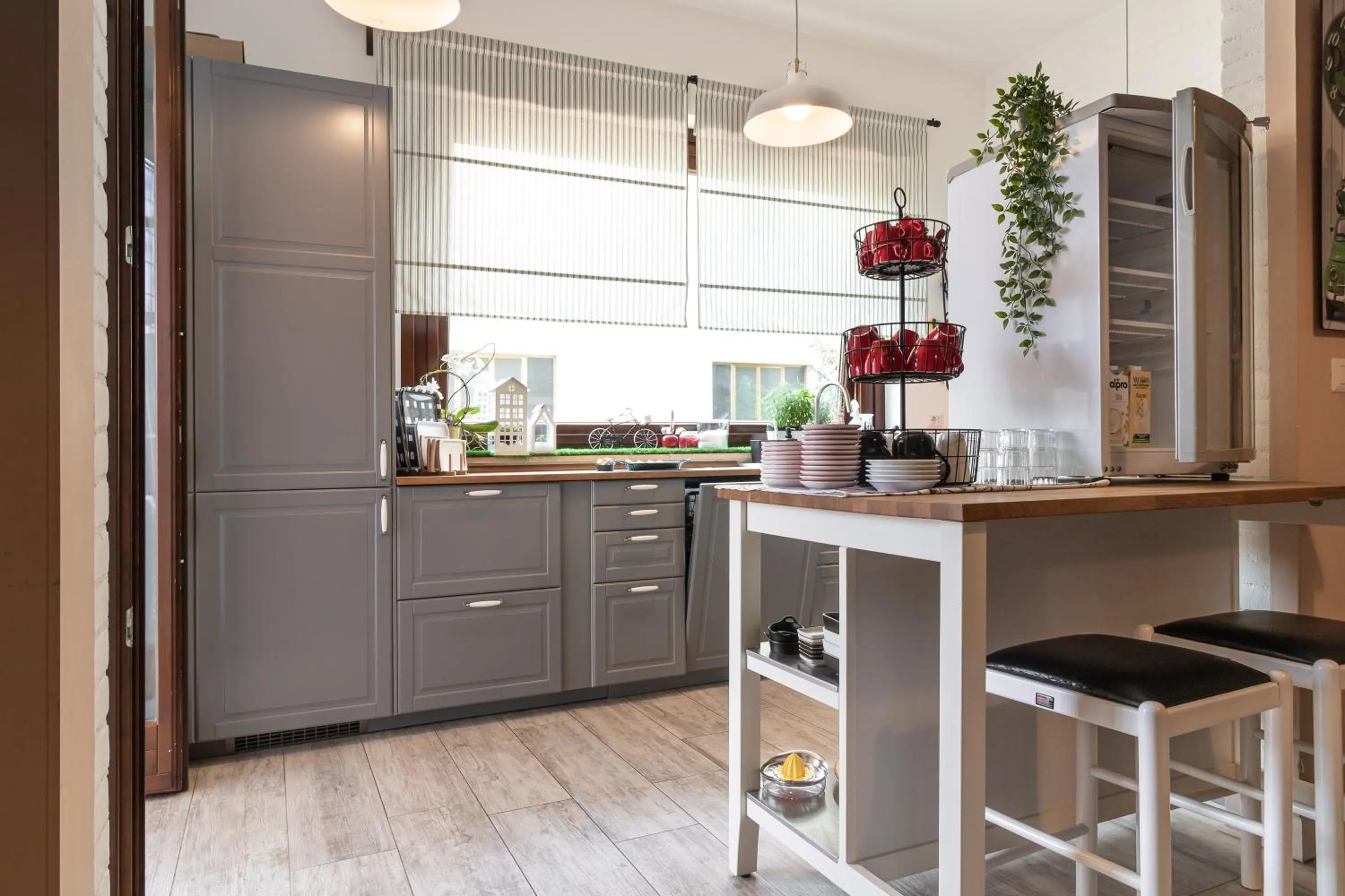 Bed and Breakfast Bric & Brac