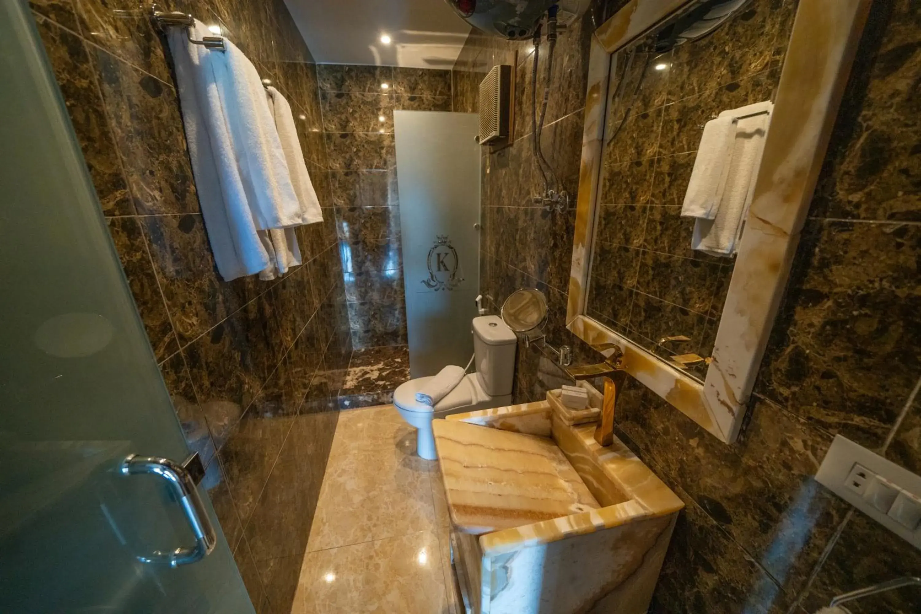 Shower in King Pyramids View Hotel Shower in King Pyramids View Hotel