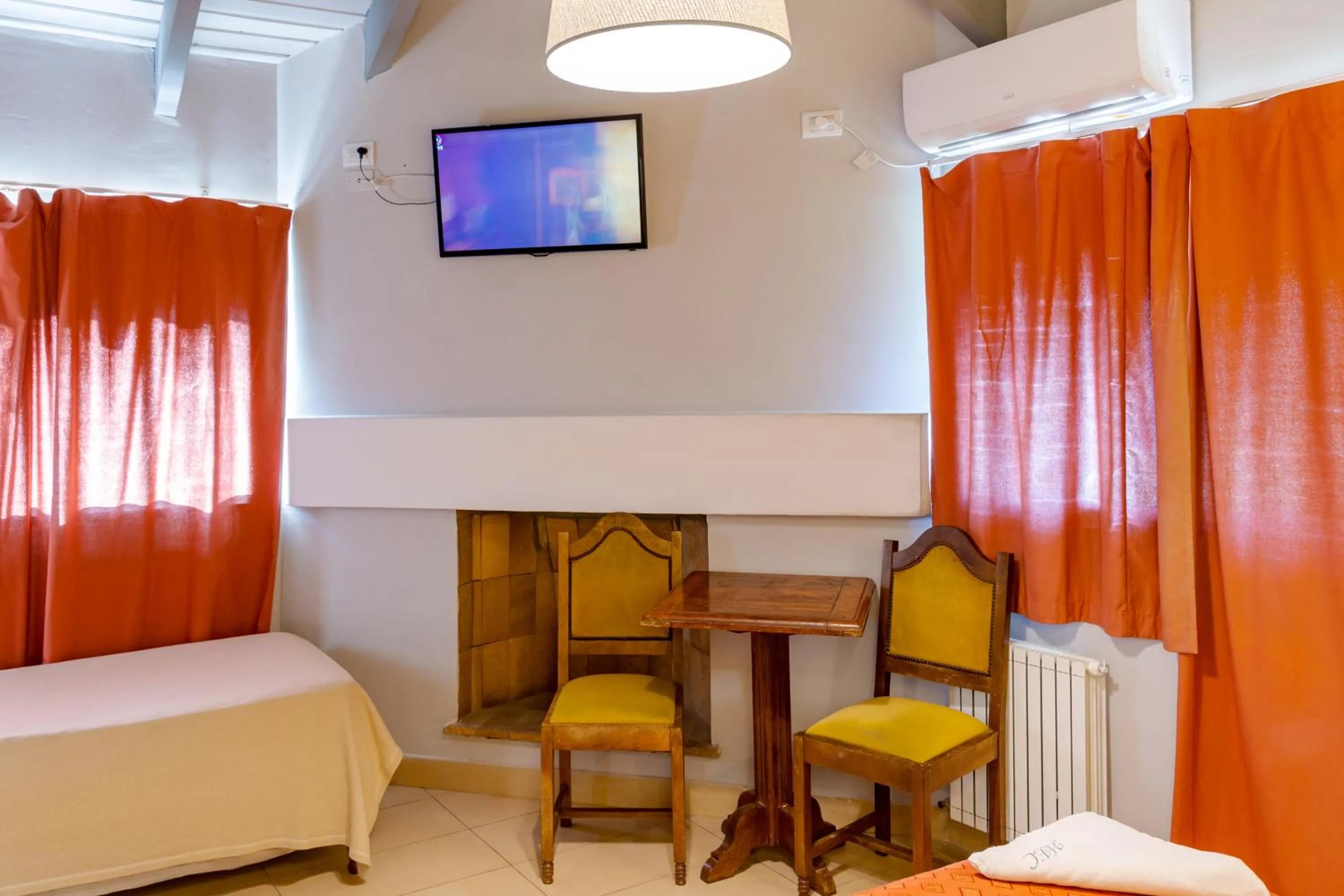 Bed in Hotel El Condado