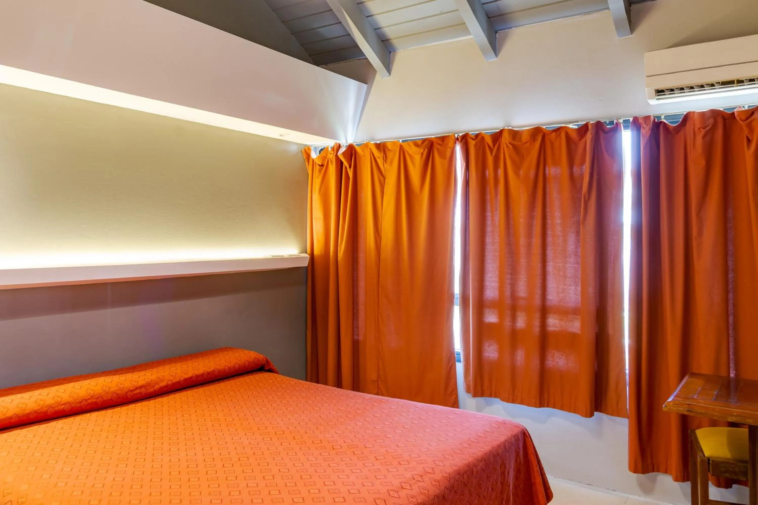 Bed in Hotel El Condado