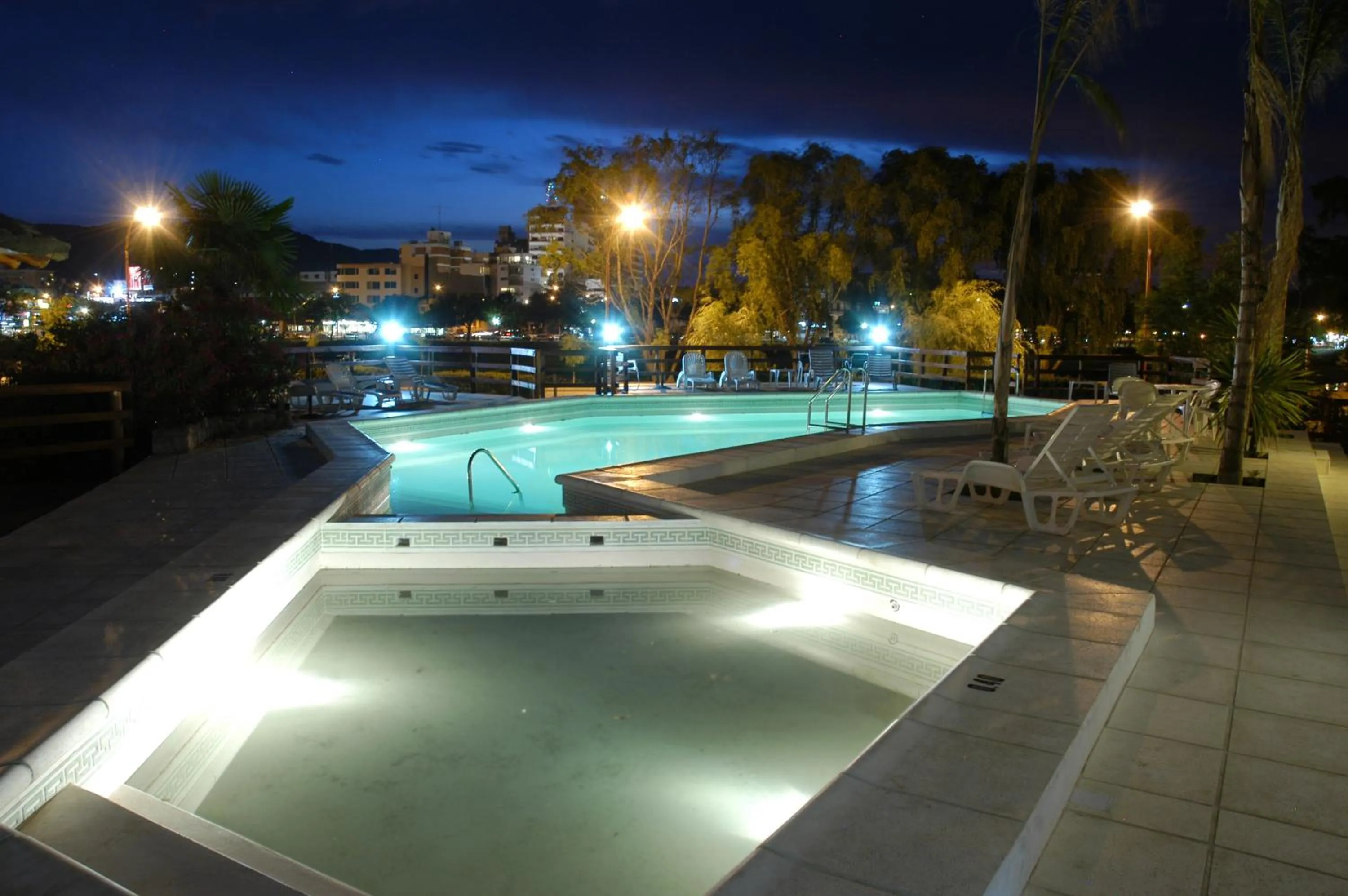 Swimming pool in Hotel El Condado
