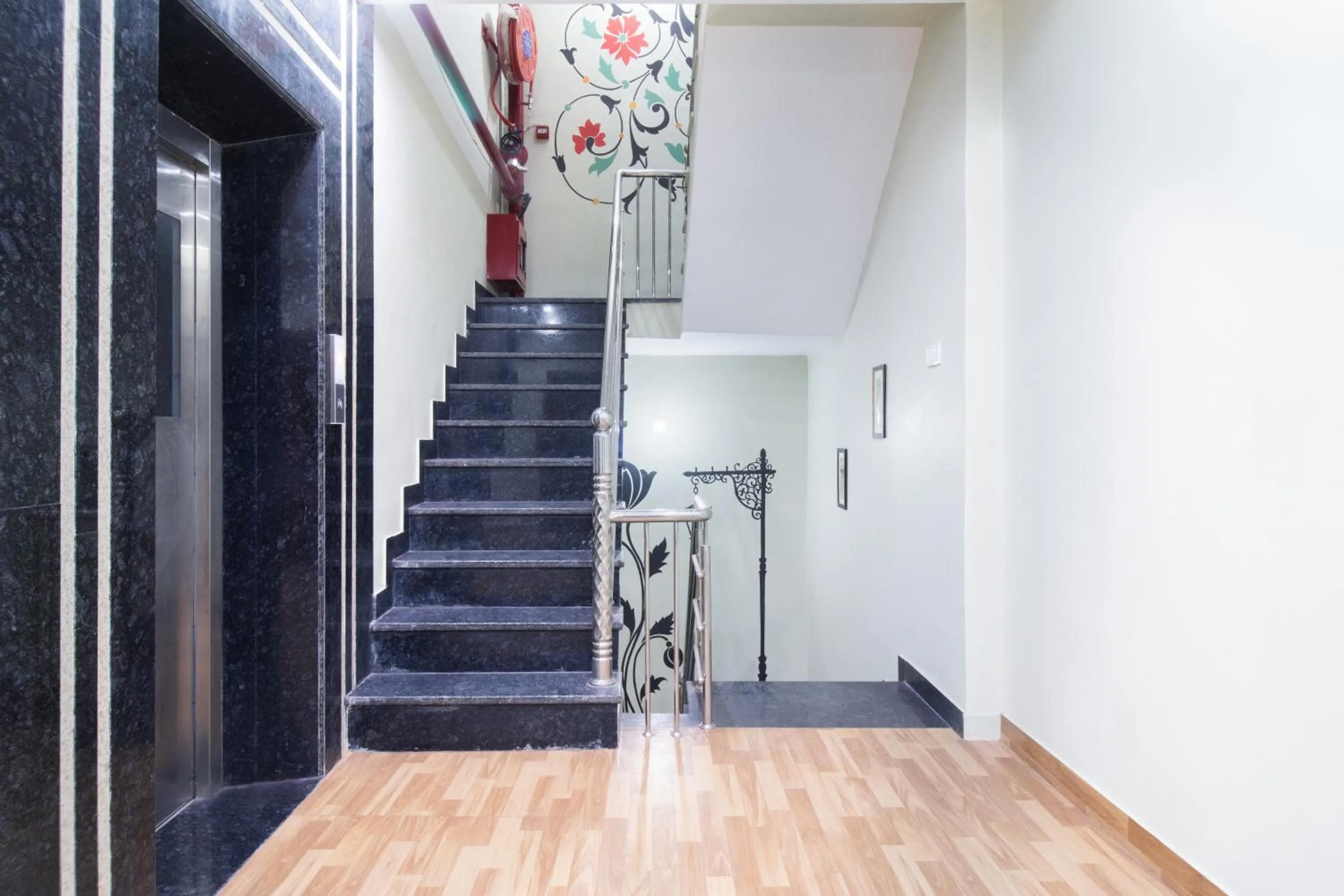 elevator in Treebo Royal Imperial, Bikaner Railway Station
