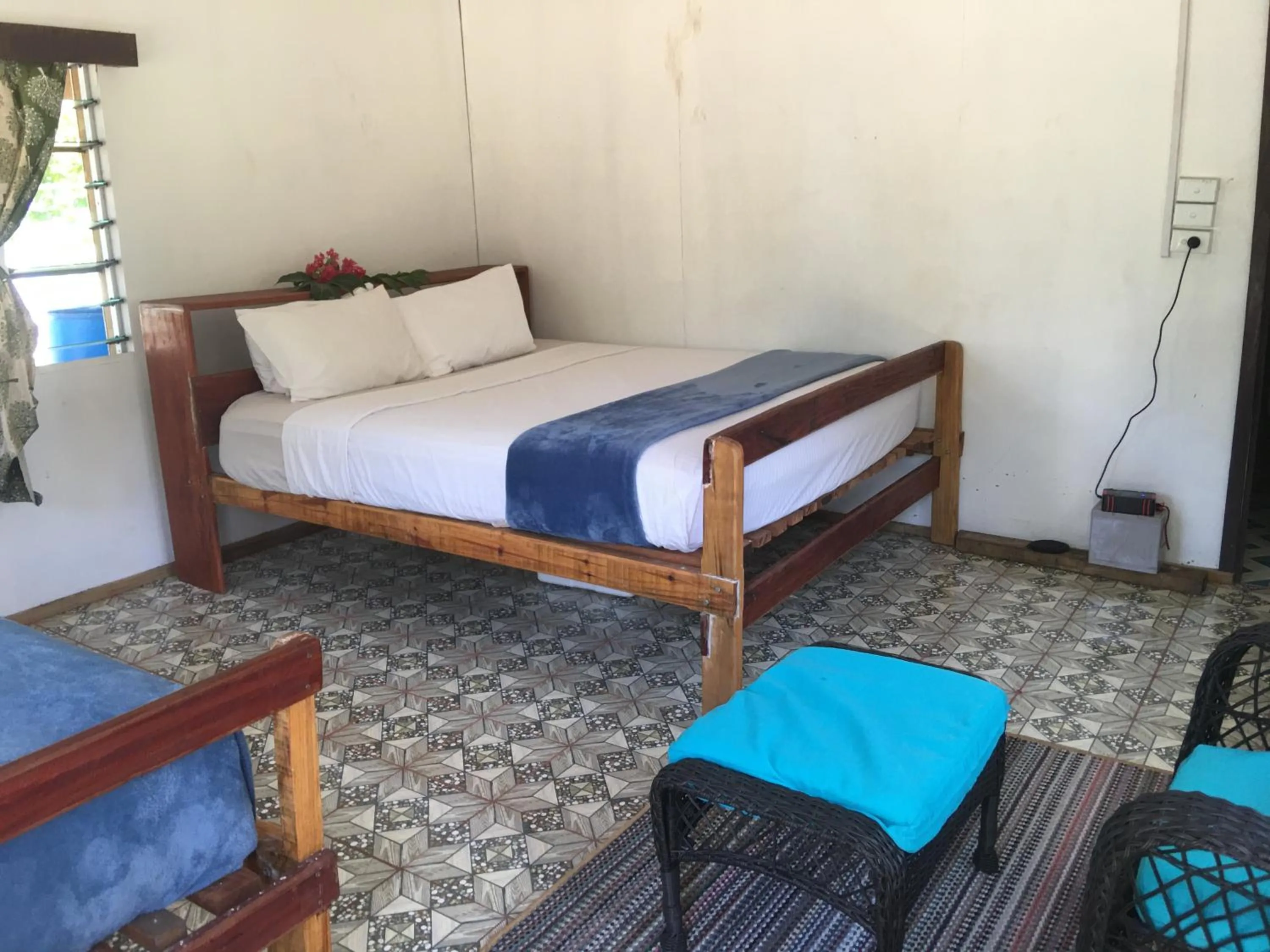 Bed in Yawekata Eco Still Bluewater Lodge