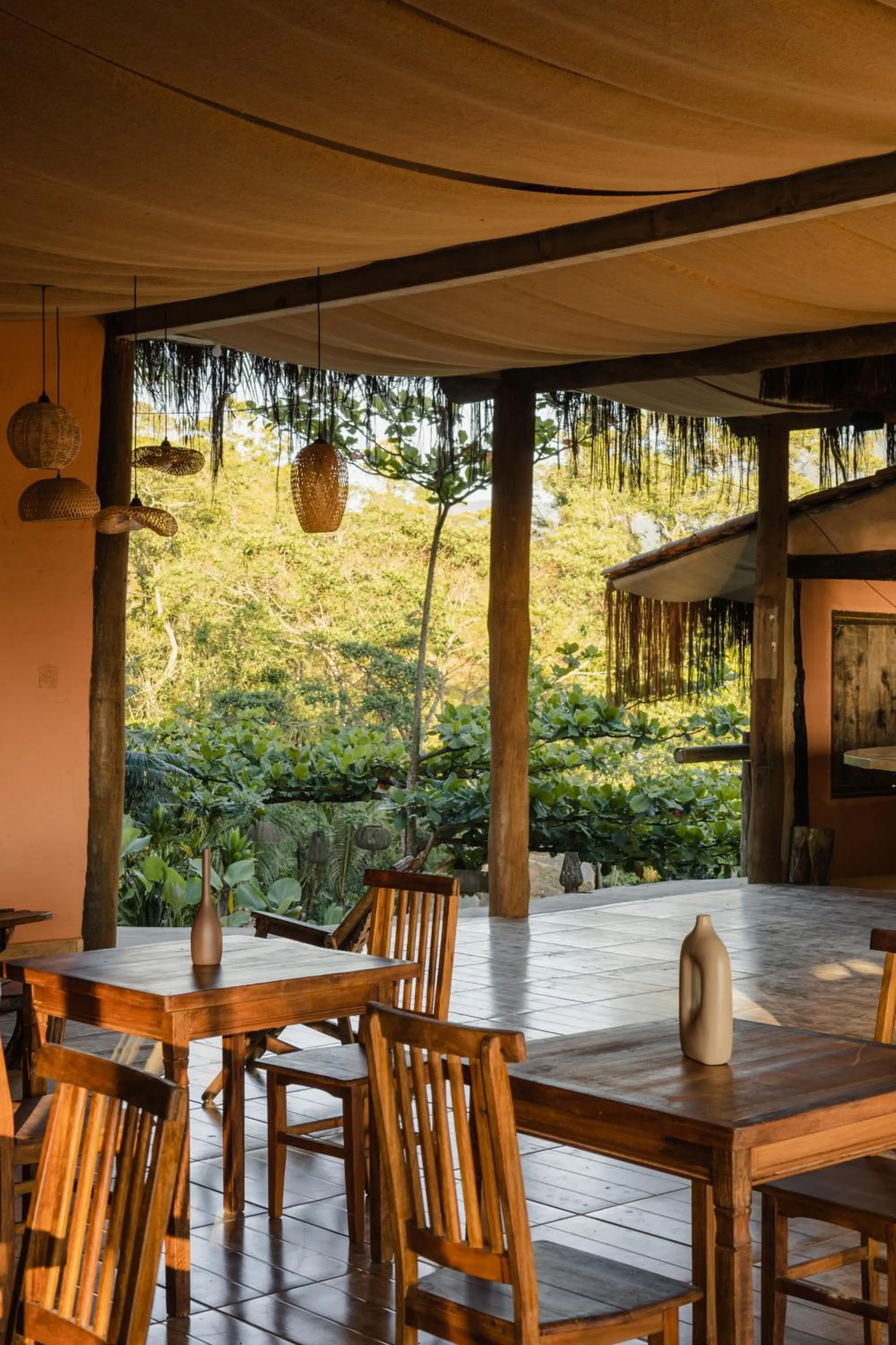Restaurant/places to eat in Mōmento Itamambuca