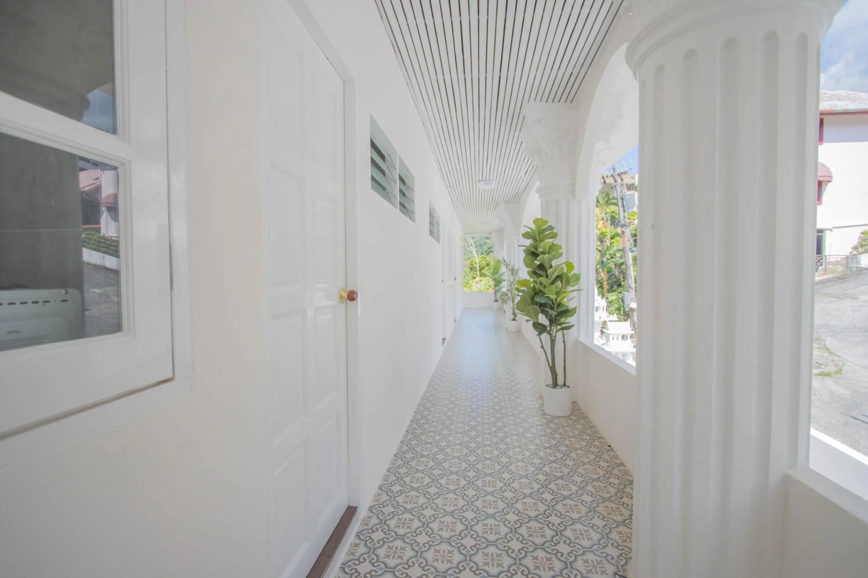 Property building in RoomQuest The Peak Patong Hill