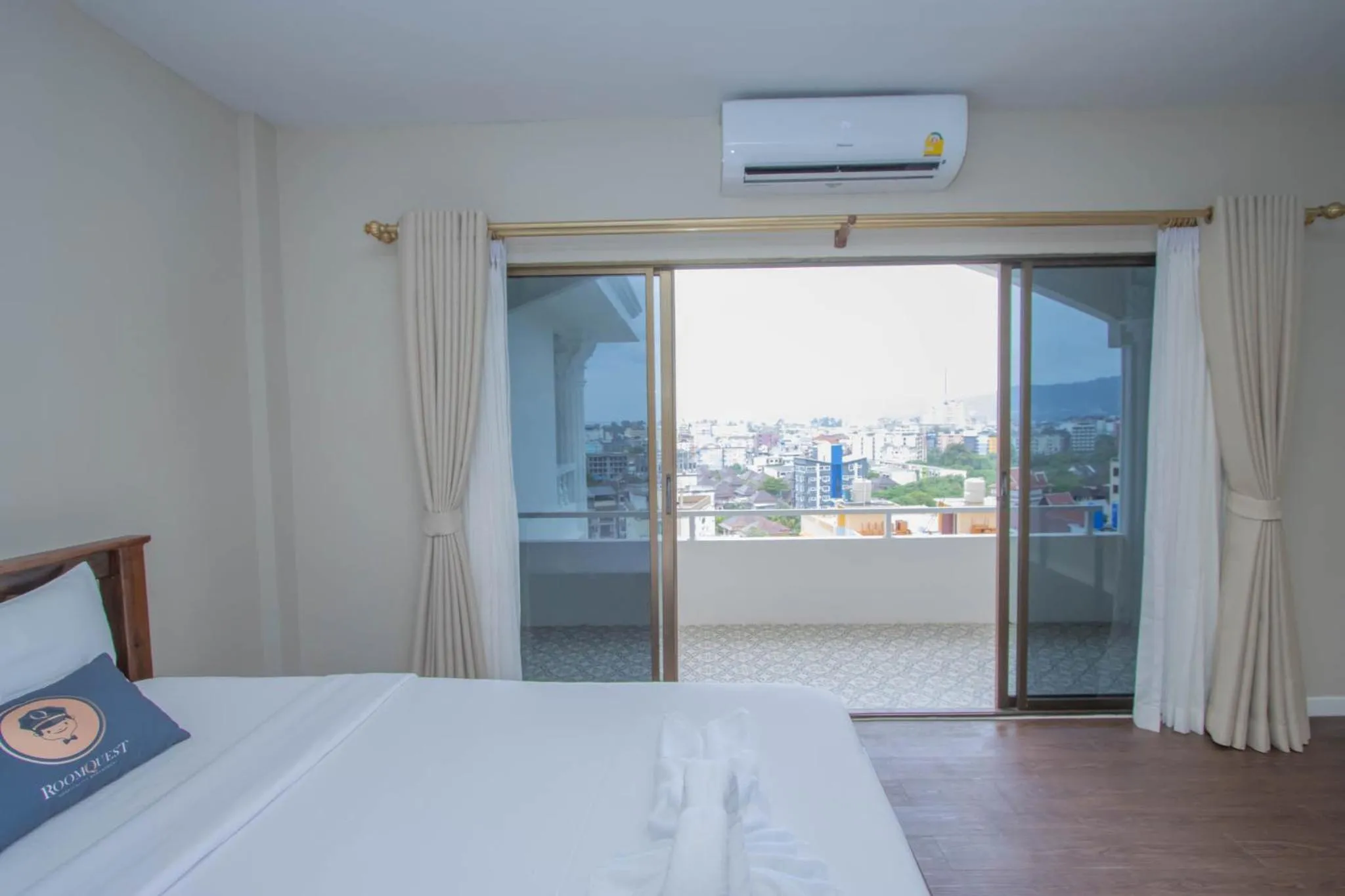 View (from property/room), Bed in RoomQuest The Peak Patong Hill