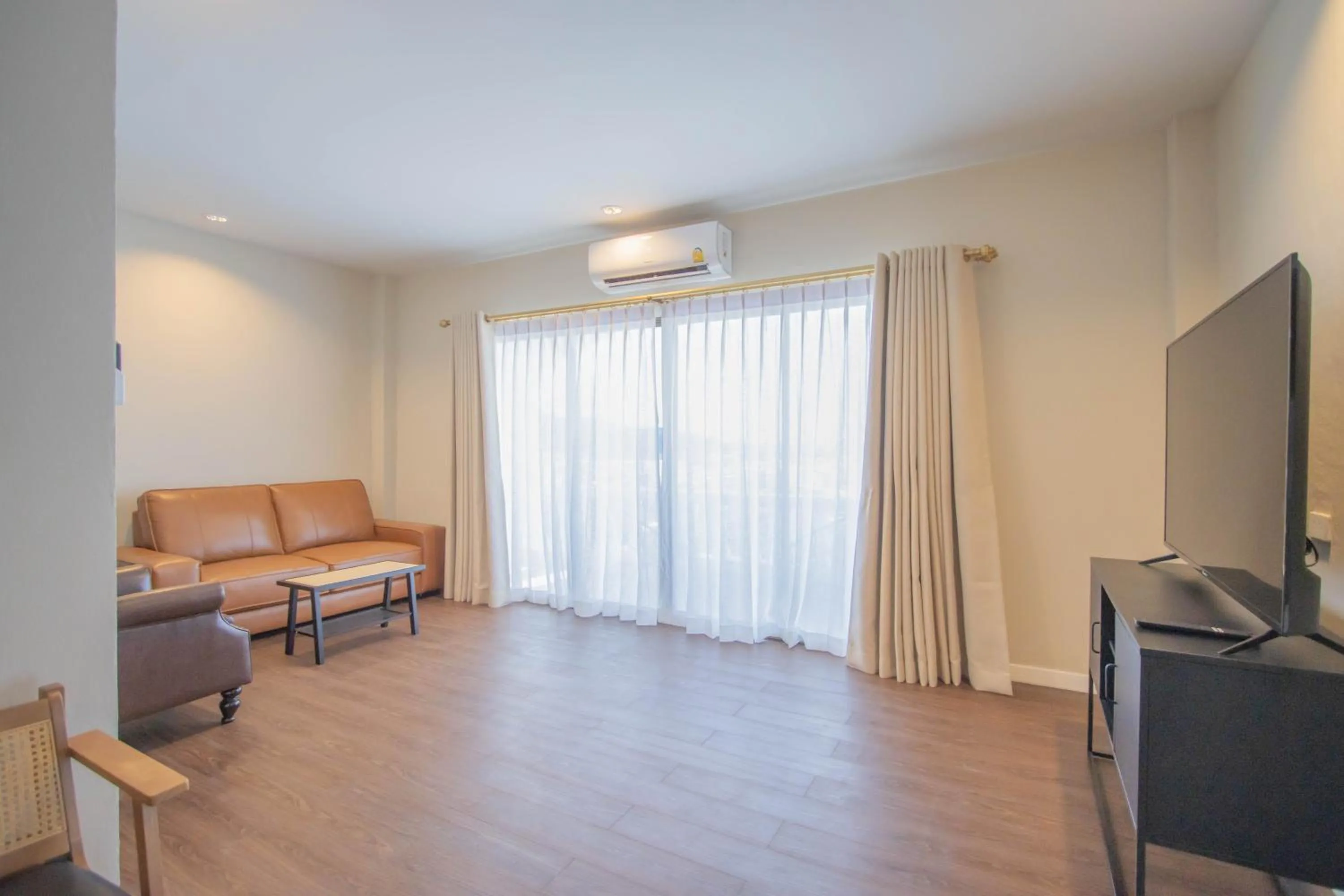 TV and multimedia in RoomQuest The Peak Patong Hill