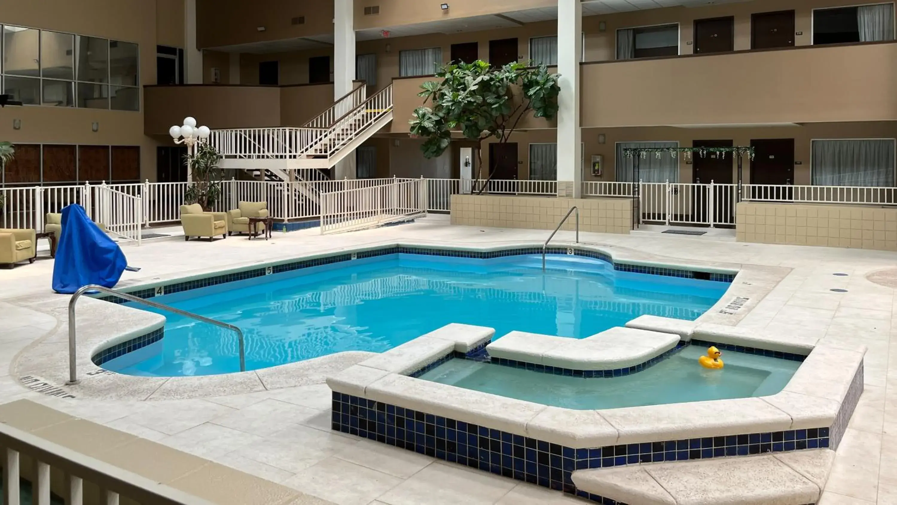 Swimming pool in Motel 6-Snyder, TX Swimming pool in Motel 6-Snyder, TX