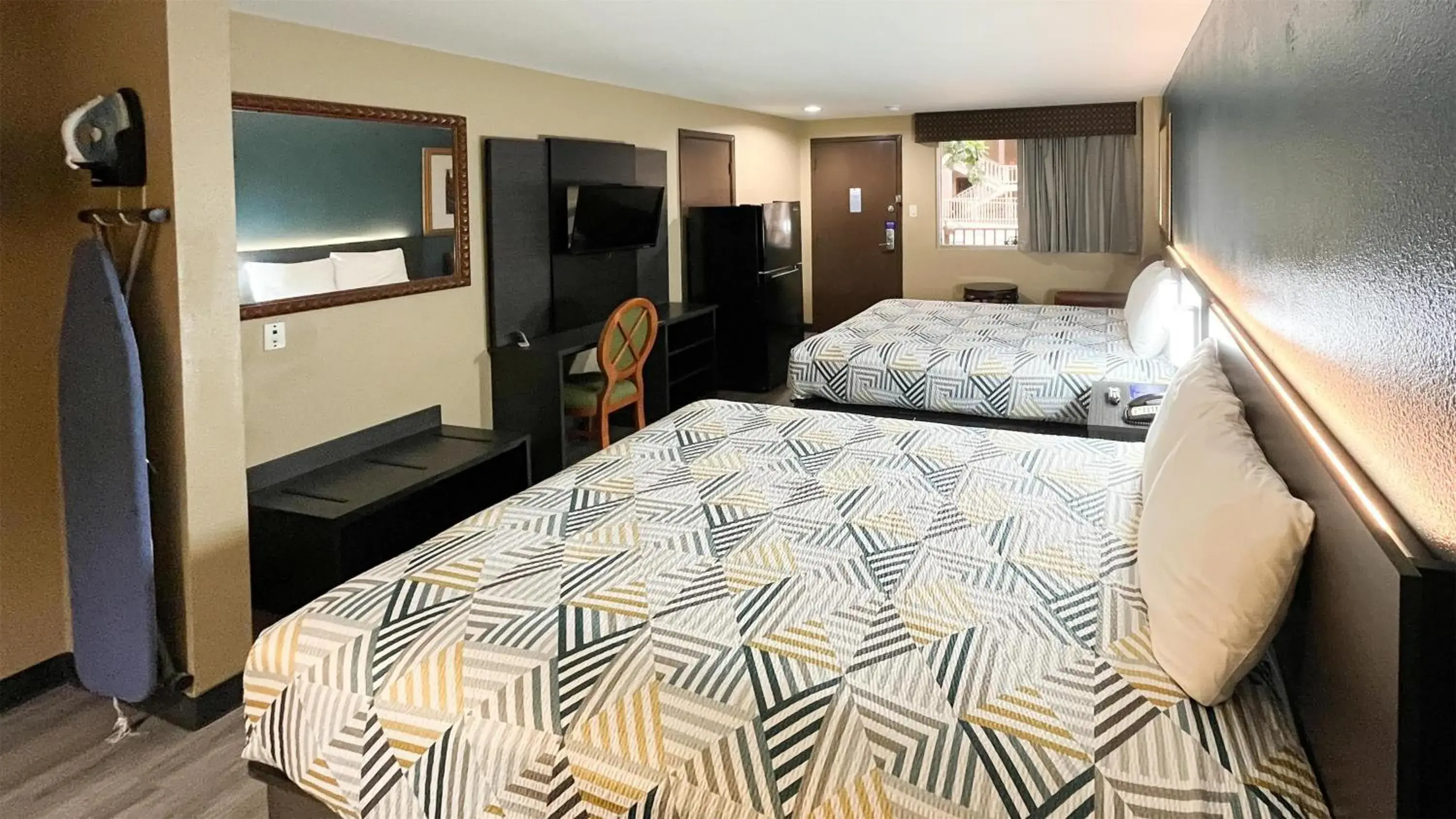 Bedroom, Bed in Motel 6-Snyder, TX Bedroom, Bed in Motel 6-Snyder, TX