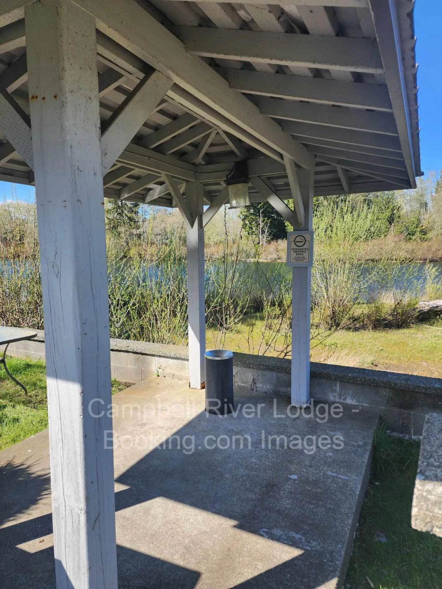 Day in Campbell River Lodge