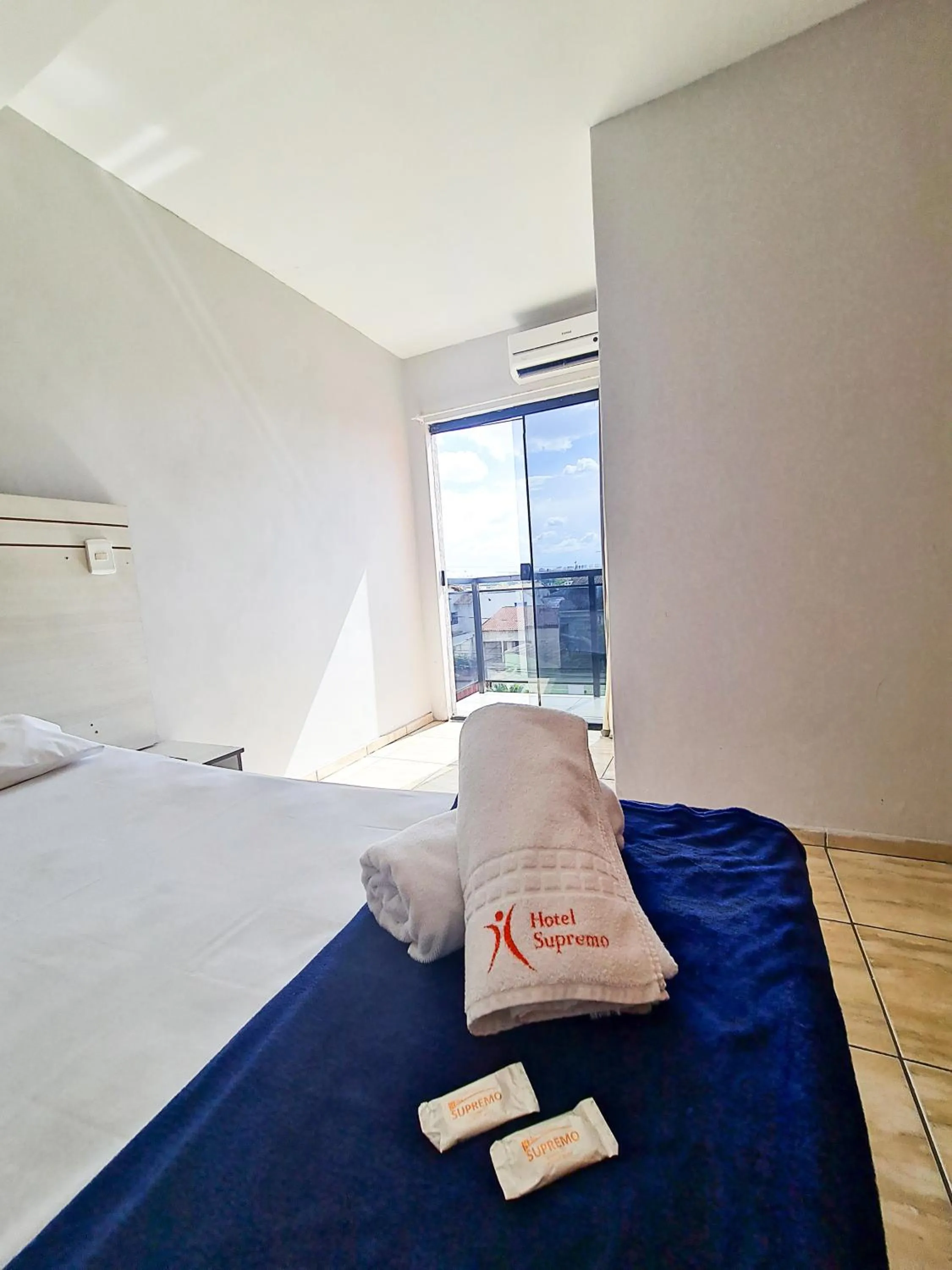 Bedroom, Bed in Hotel Supreme - Pistão Sul - Próximo ao Taguatinga Shopping