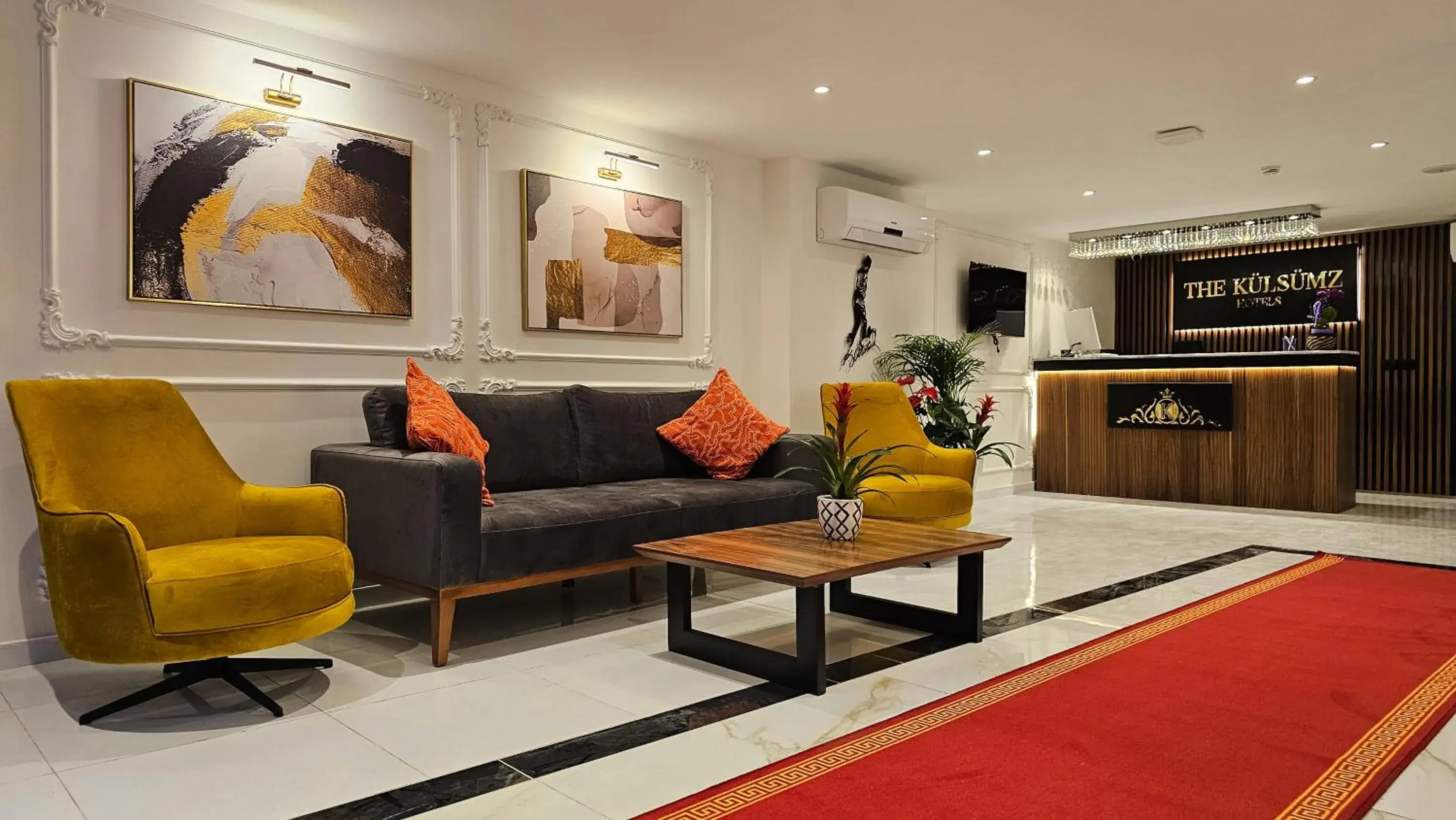 Lobby or reception in The Külsümz Hotel Lobby or reception in The Külsümz Hotel