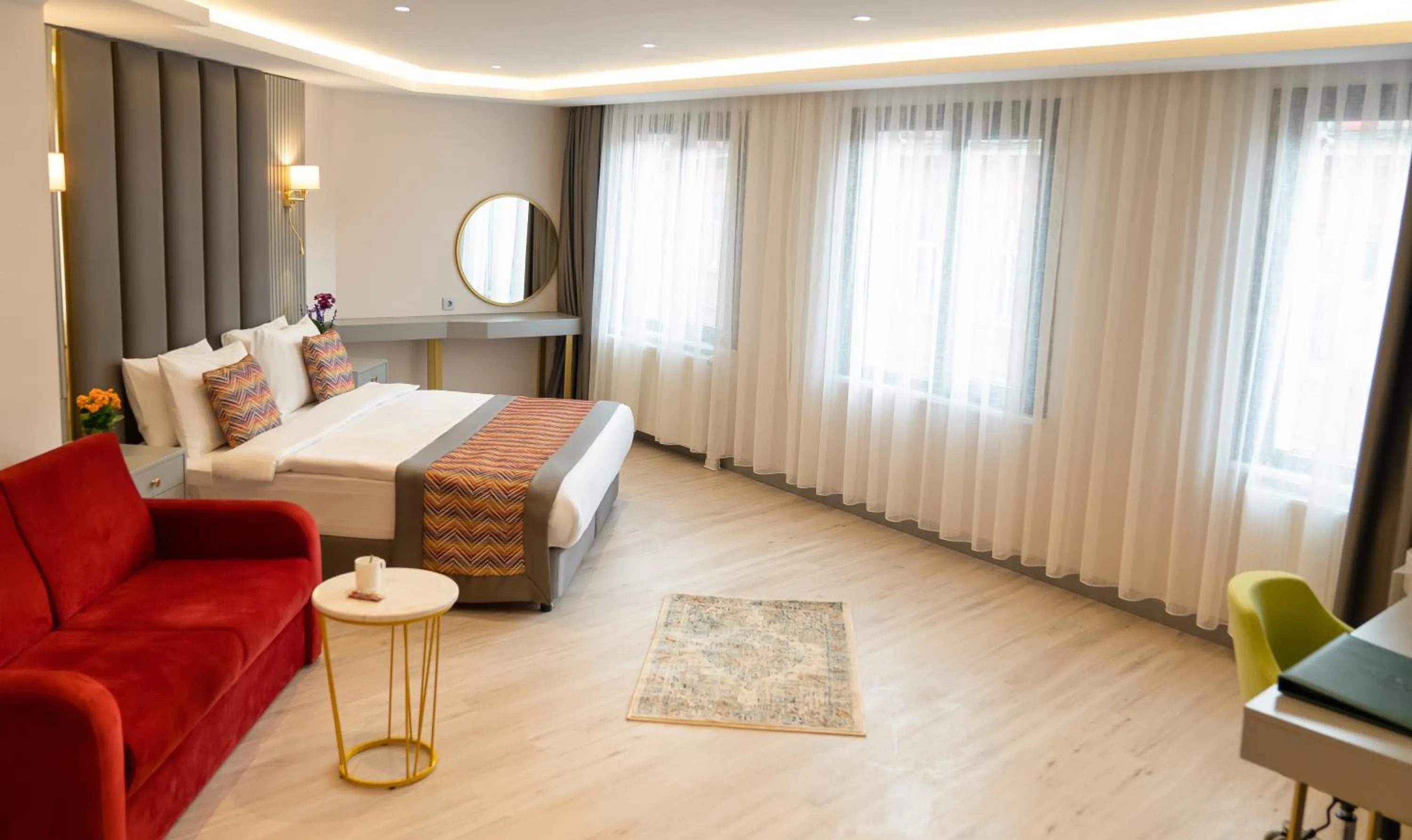 Photo of the whole room, Bed in The Külsümz Hotel