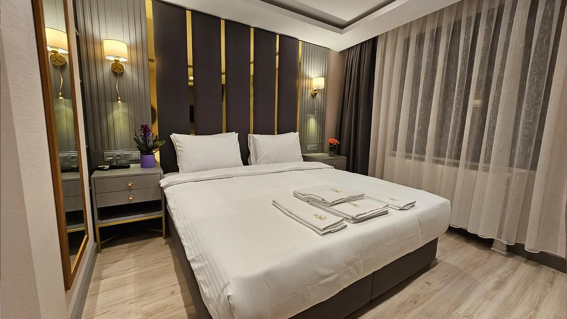 Photo of the whole room, Bed in The Külsümz Hotel