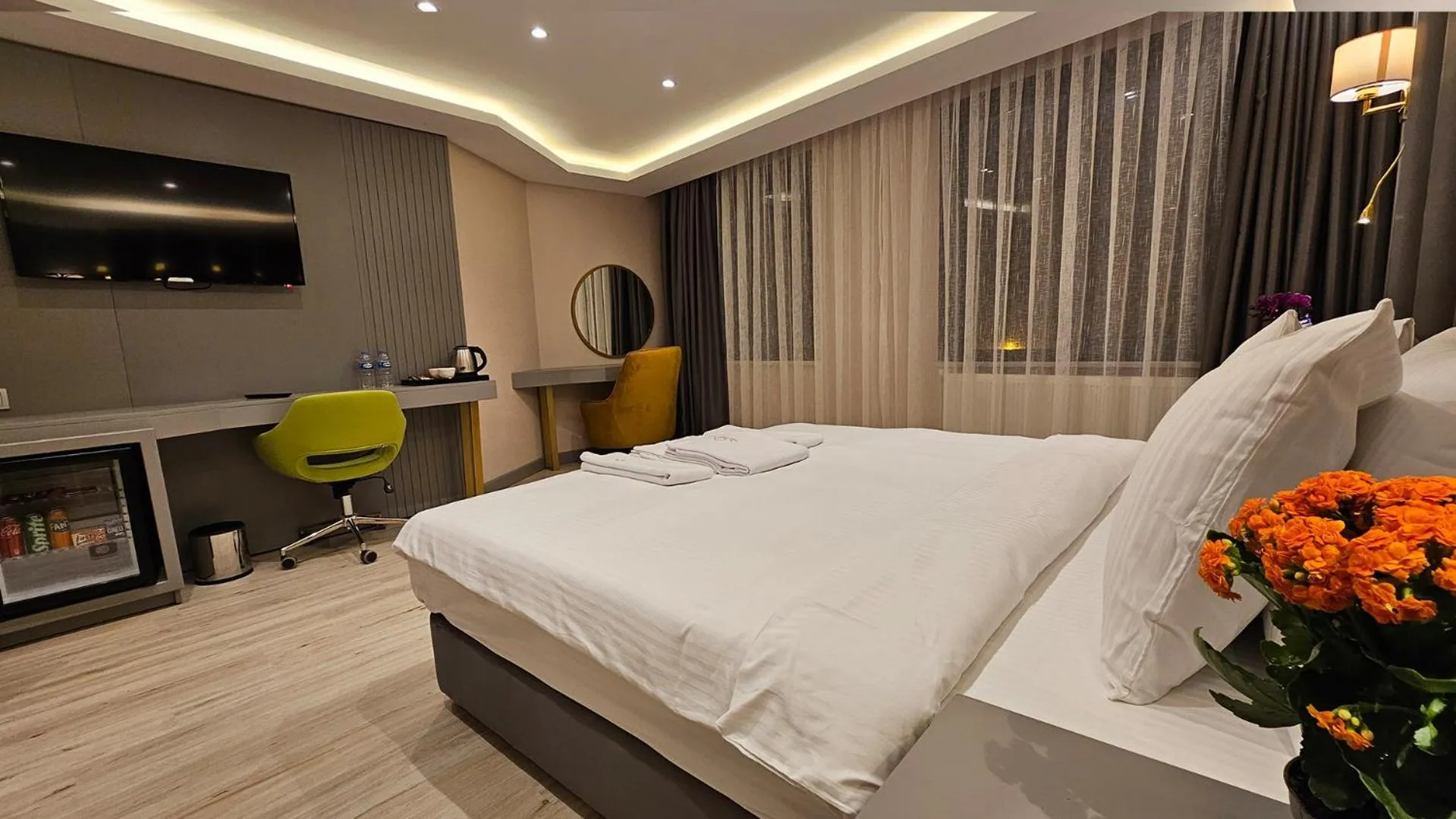 Photo of the whole room, Bed in The Külsümz Hotel