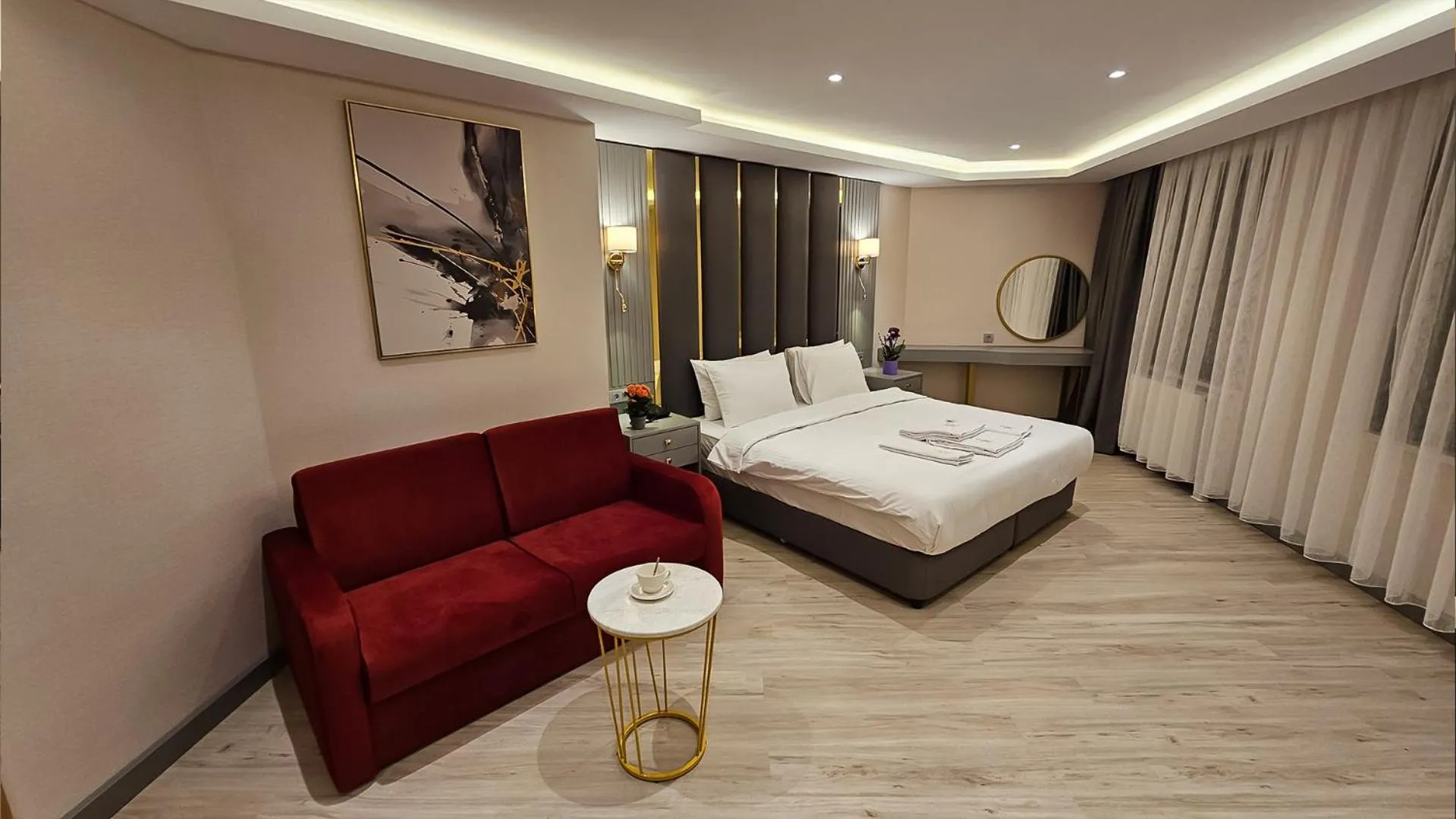 Bedroom, Bed in The Külsümz Hotel