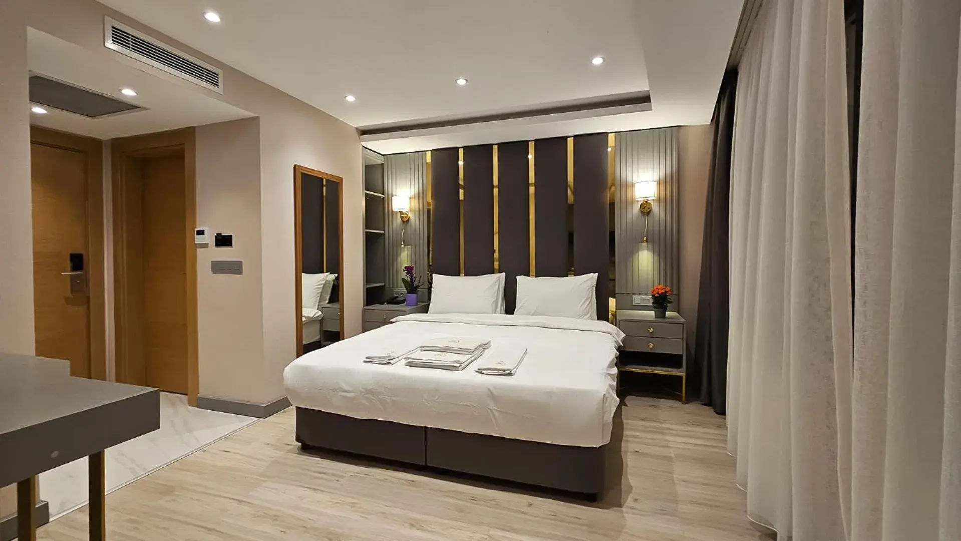 Bed in The Külsümz Hotel Bed in The Külsümz Hotel