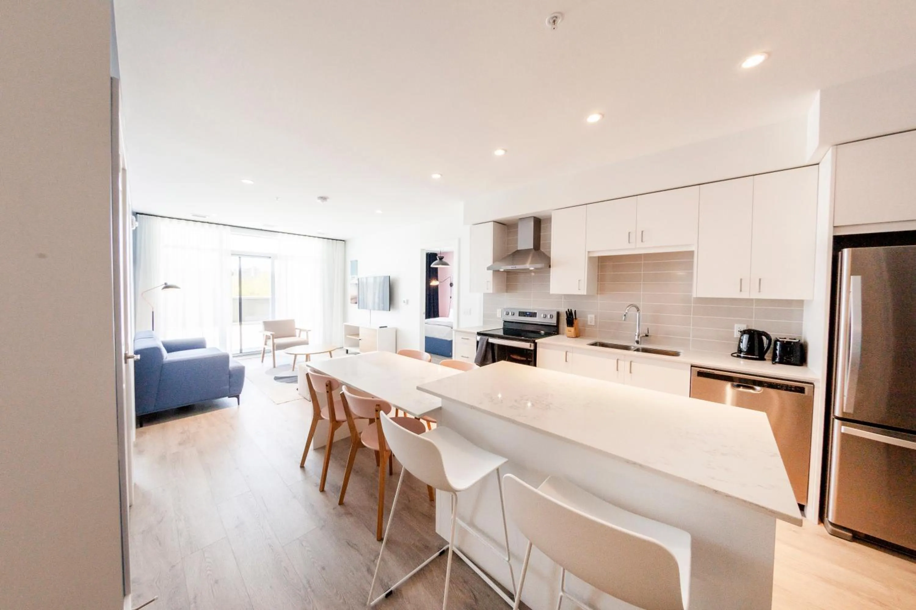 Coffee/tea facilities in The Laundry Rooms Gaslight Cambridge