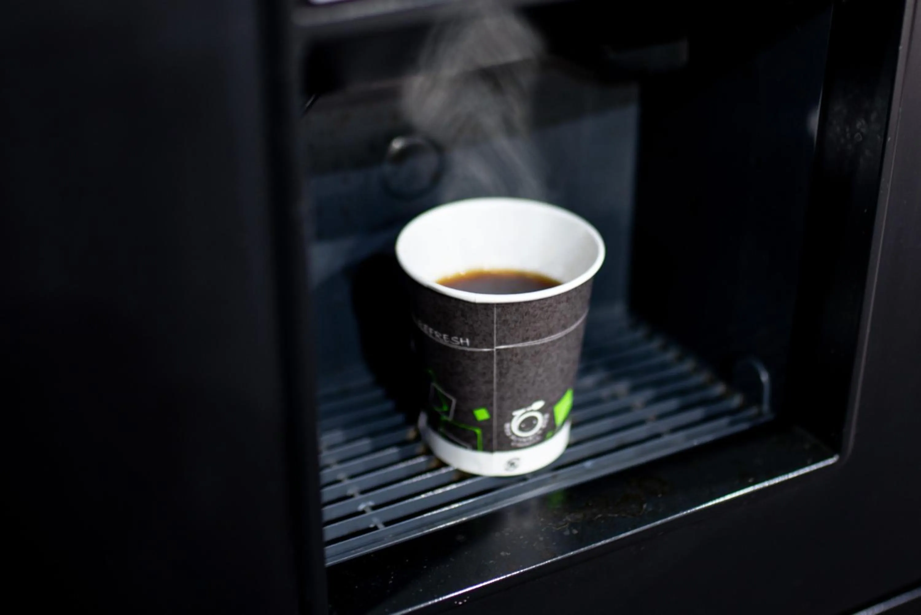 Coffee/tea facilities in le Lac Hotel Yokkaichi