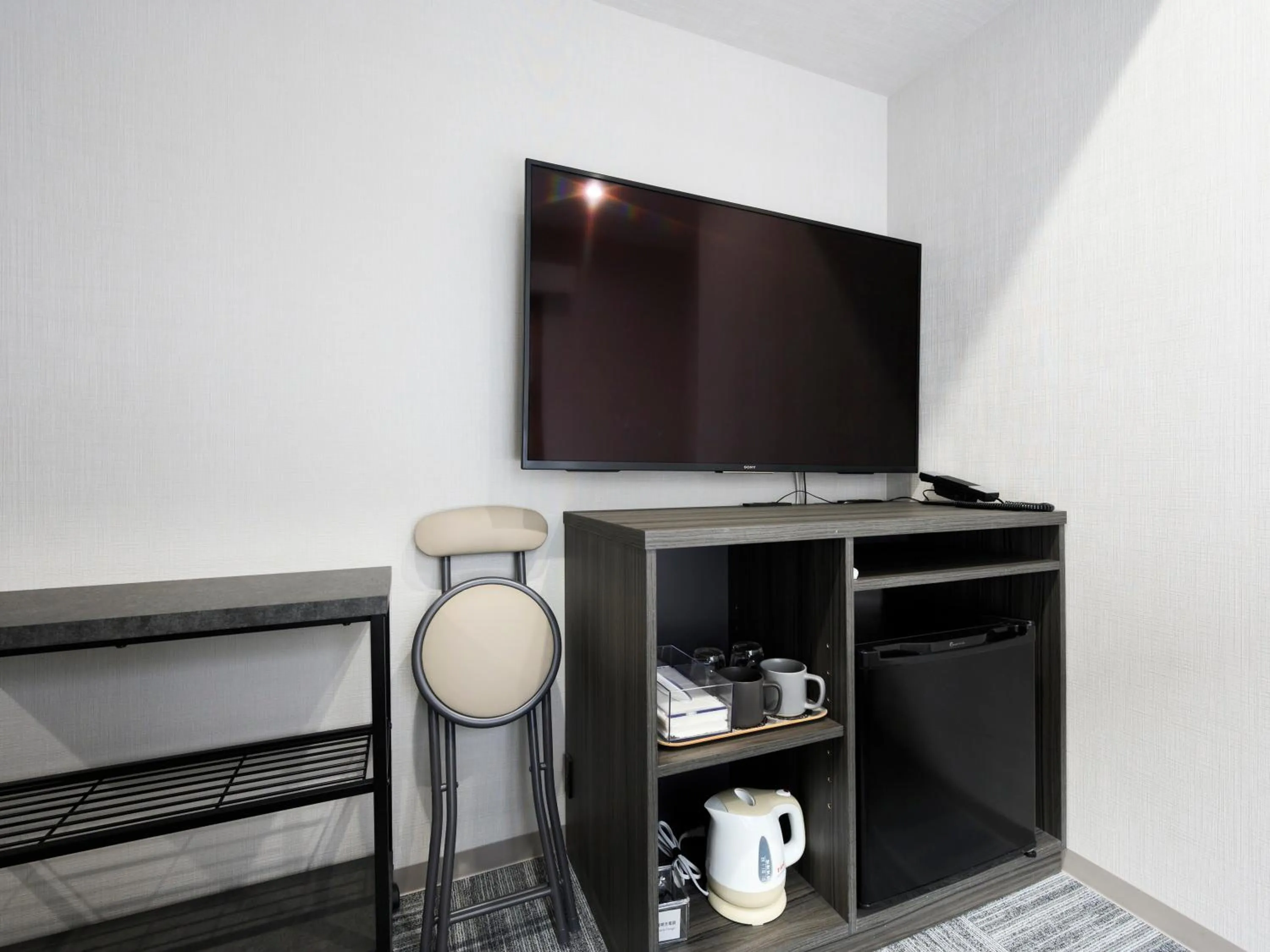 Photo of the whole room in HOTEL NOIR Kagoshima Chuo Station