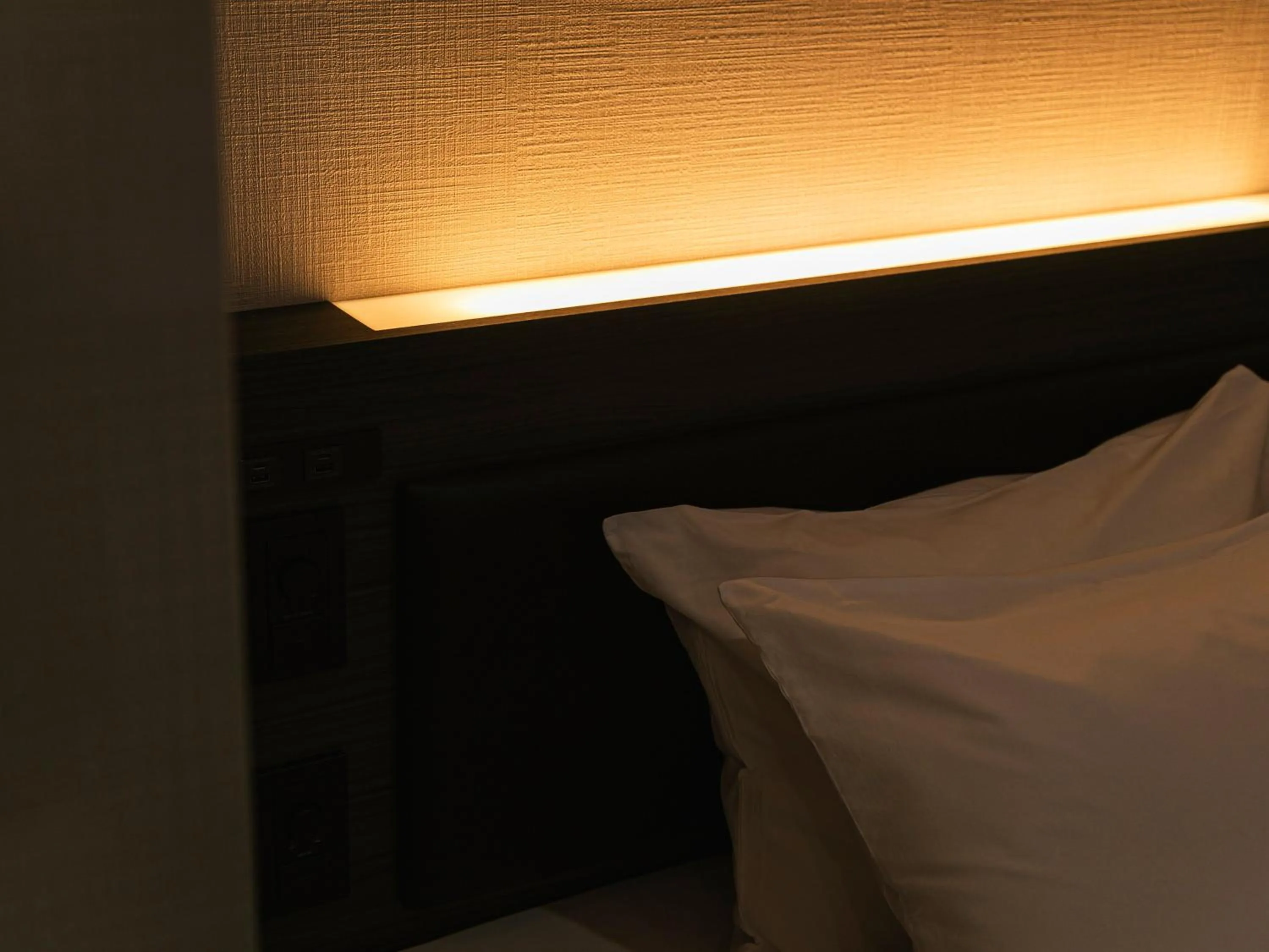 Photo of the whole room, Bed in HOTEL NOIR Kagoshima Chuo Station