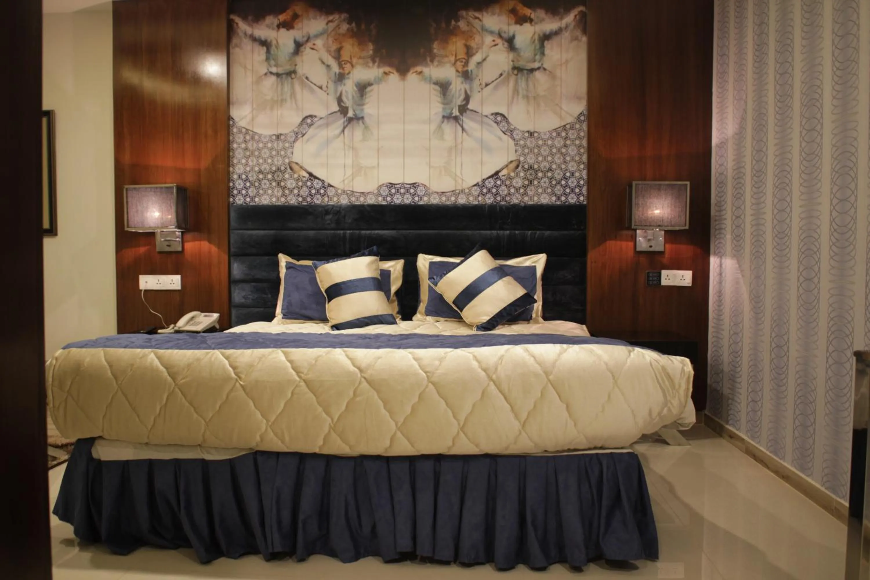 Photo of the whole room in Hilton Suites Lahore