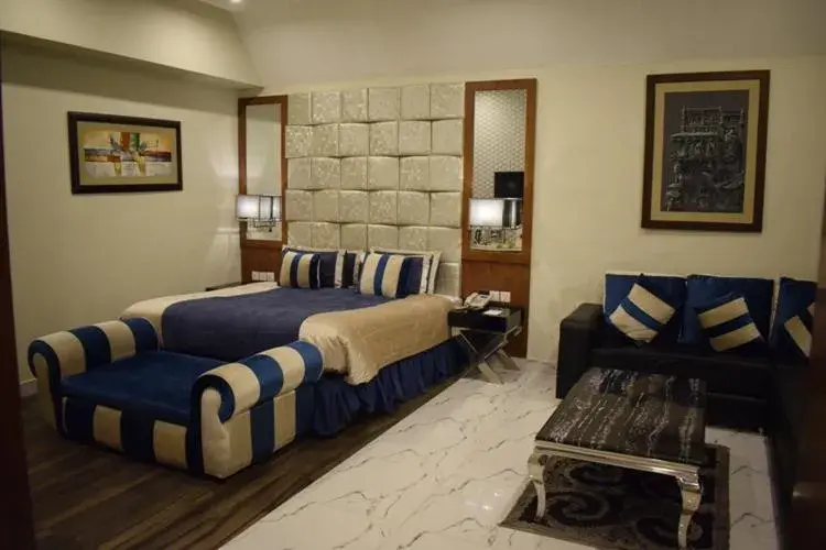 King Studio in Hilton Suites Lahore King Studio in Hilton Suites Lahore