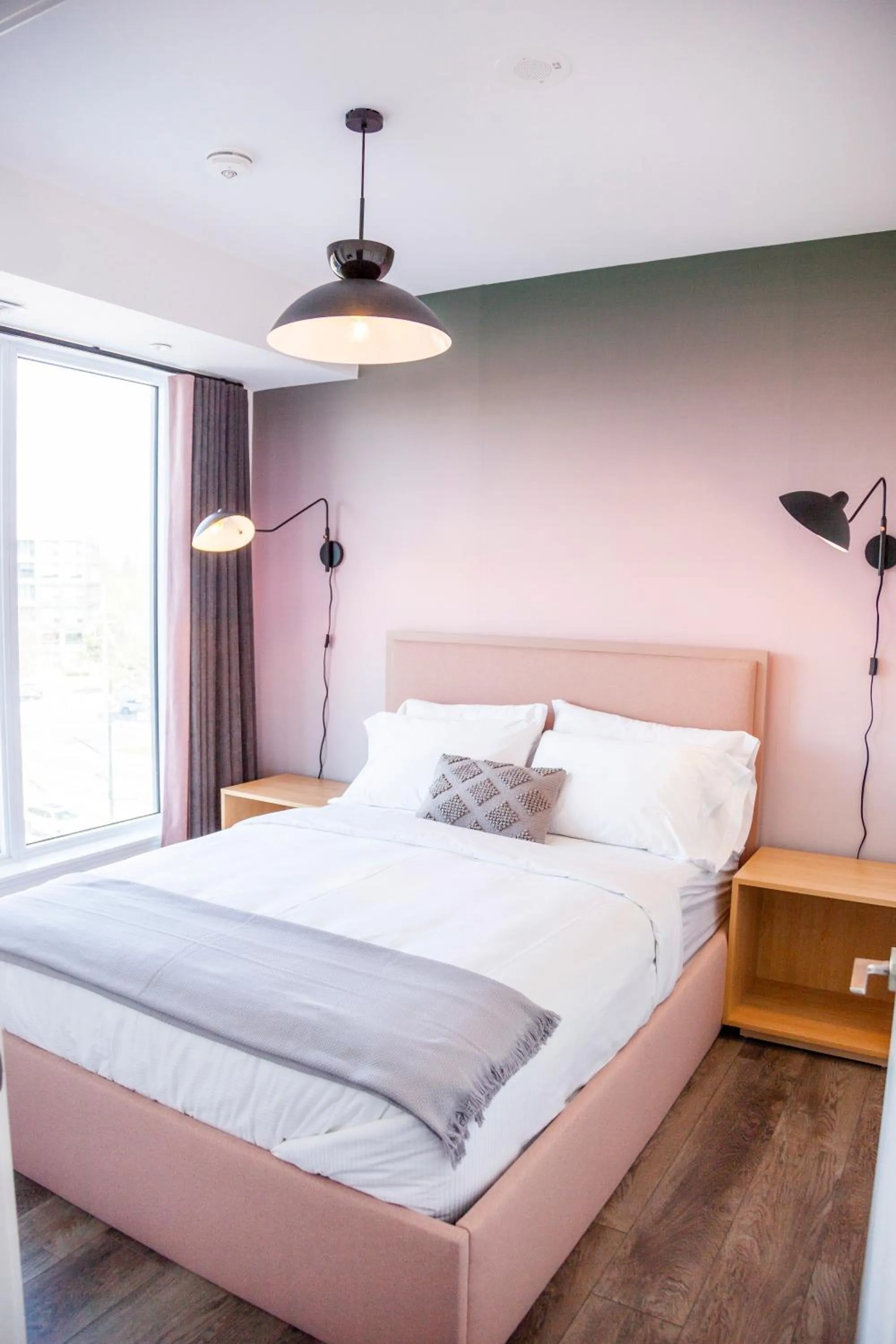 Bedroom, Bed in The Laundry Rooms Station Park Kitchener