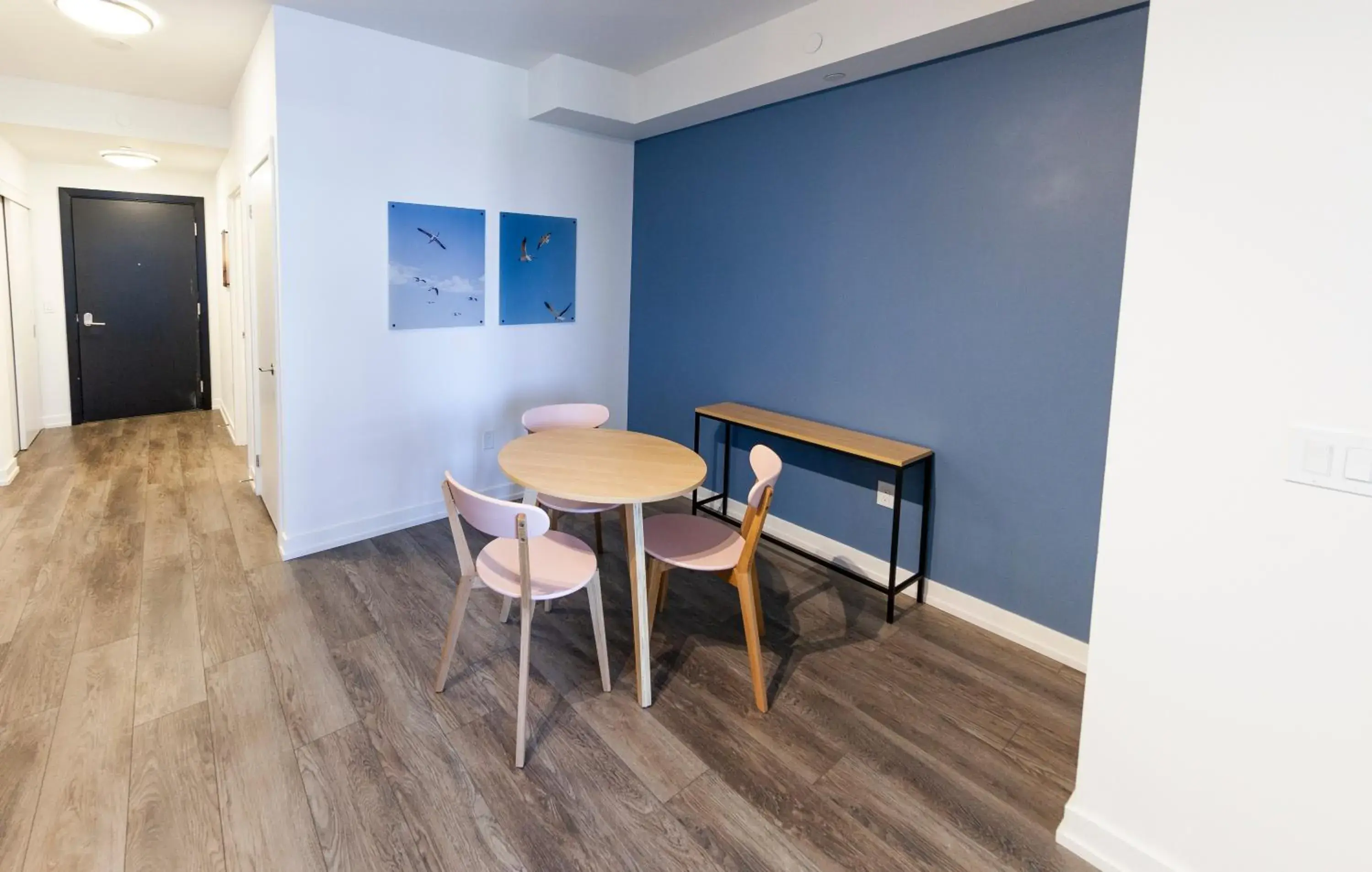 Business Apartment in The Laundry Rooms Station Park Kitchener Business Apartment in The Laundry Rooms Station Park Kitchener