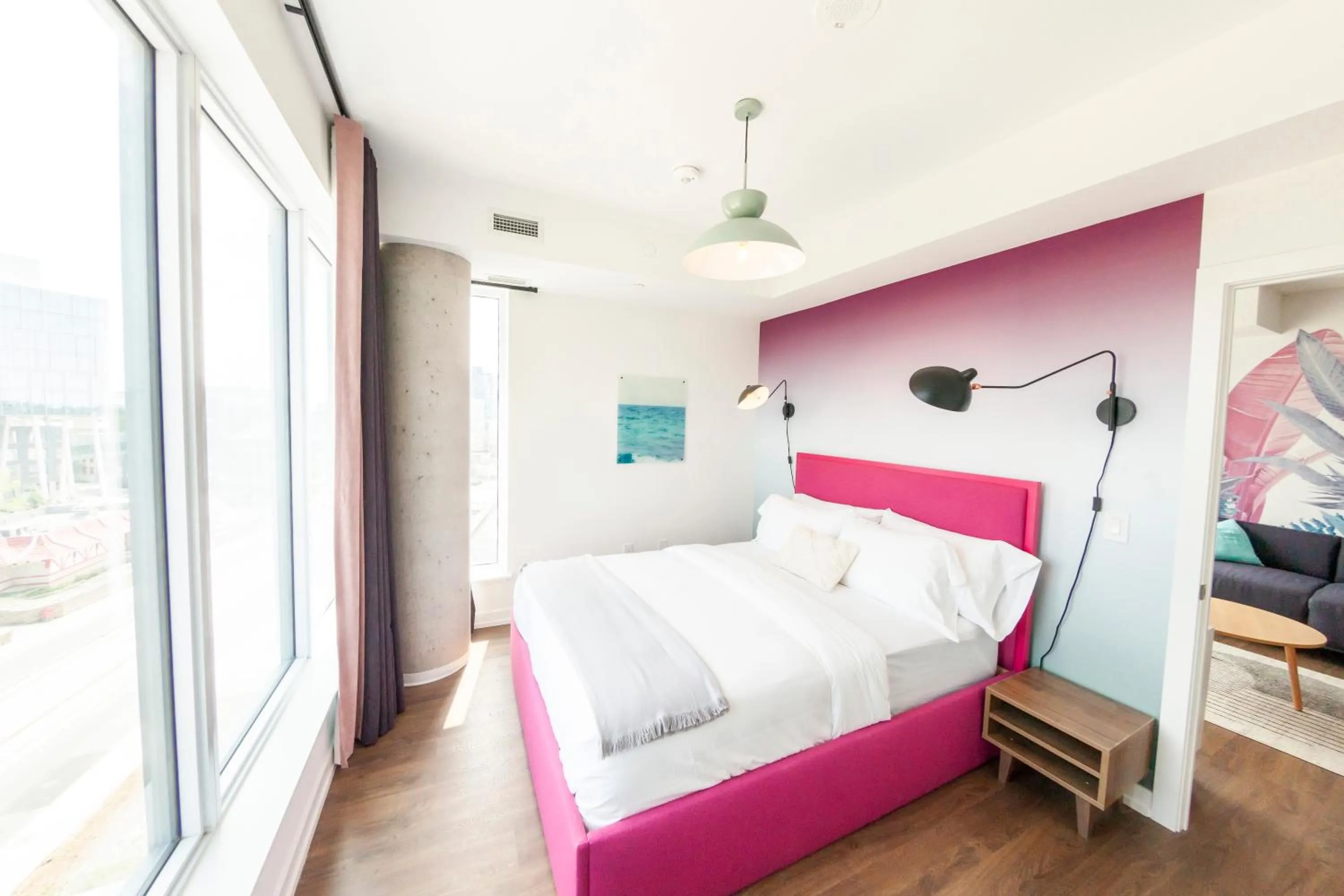 Bedroom, Bed in The Laundry Rooms Station Park Kitchener