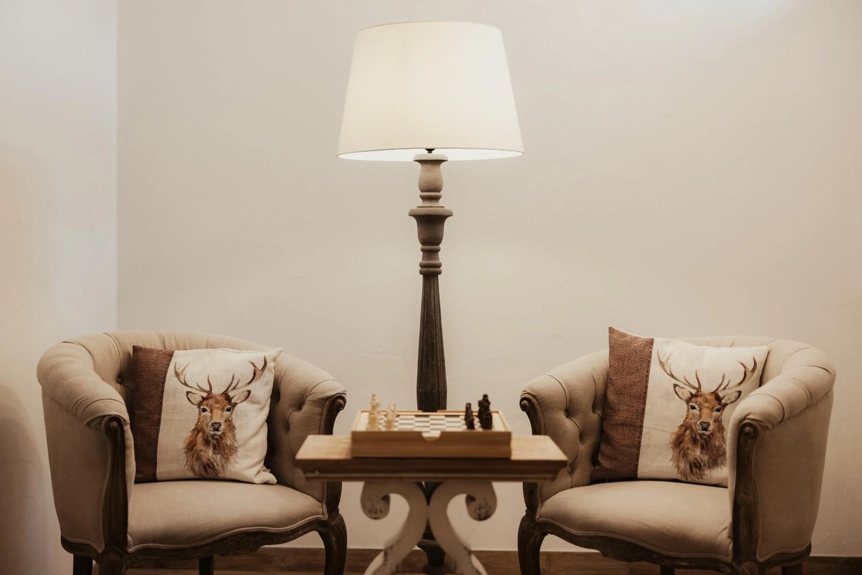 Seating area in Hotel Monte Cherz
